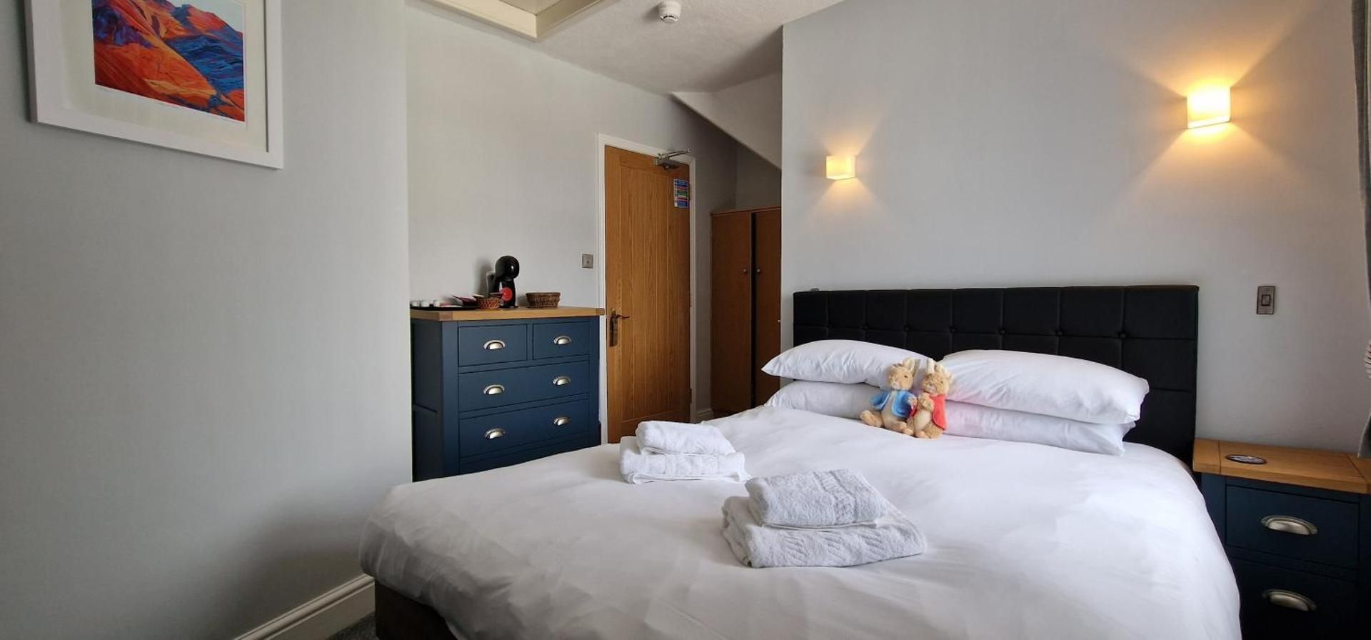 Standard King Room