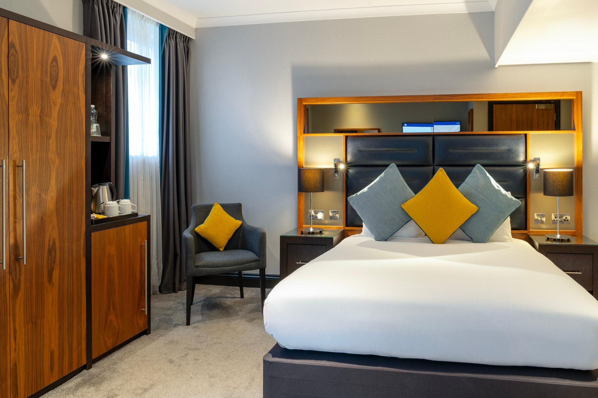 Elite Venue Selection Felbridge Standard - 1 Bed Double Non-Smoking