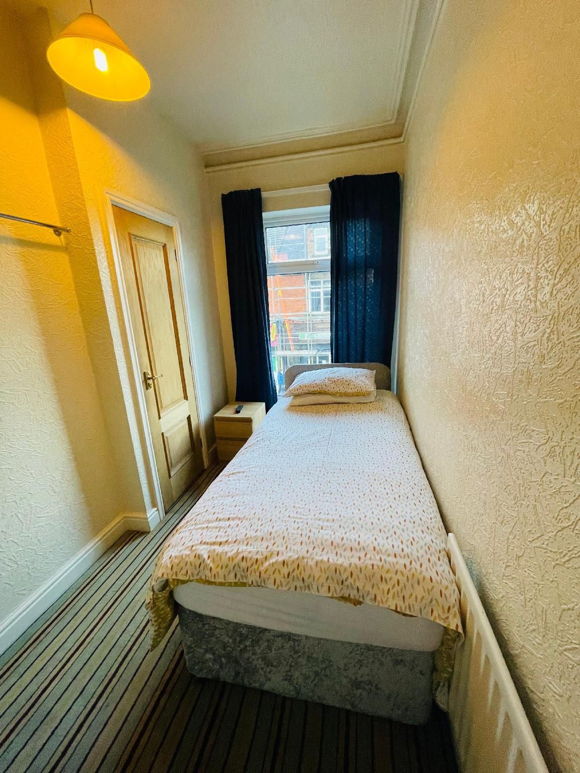 Single room-Economy-Shared Bathroom