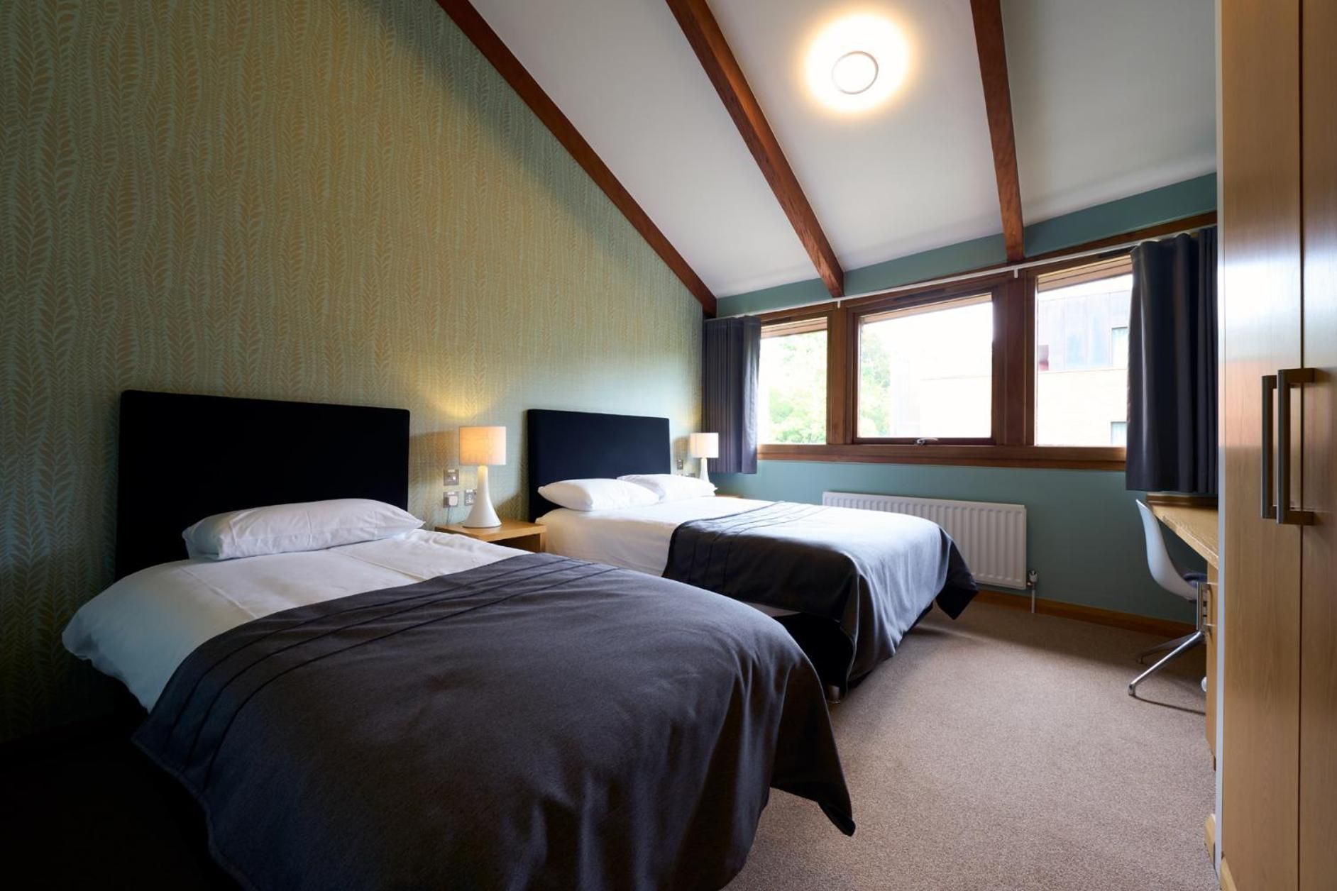 Hinxton Hall Hotel and Conference Centre Standard Triple Room