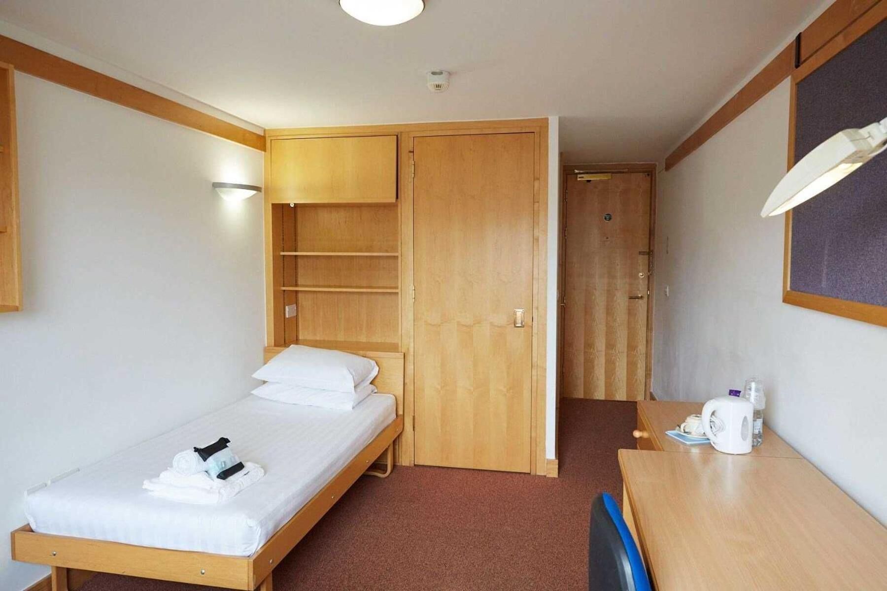 Single Room With Private Bathroom