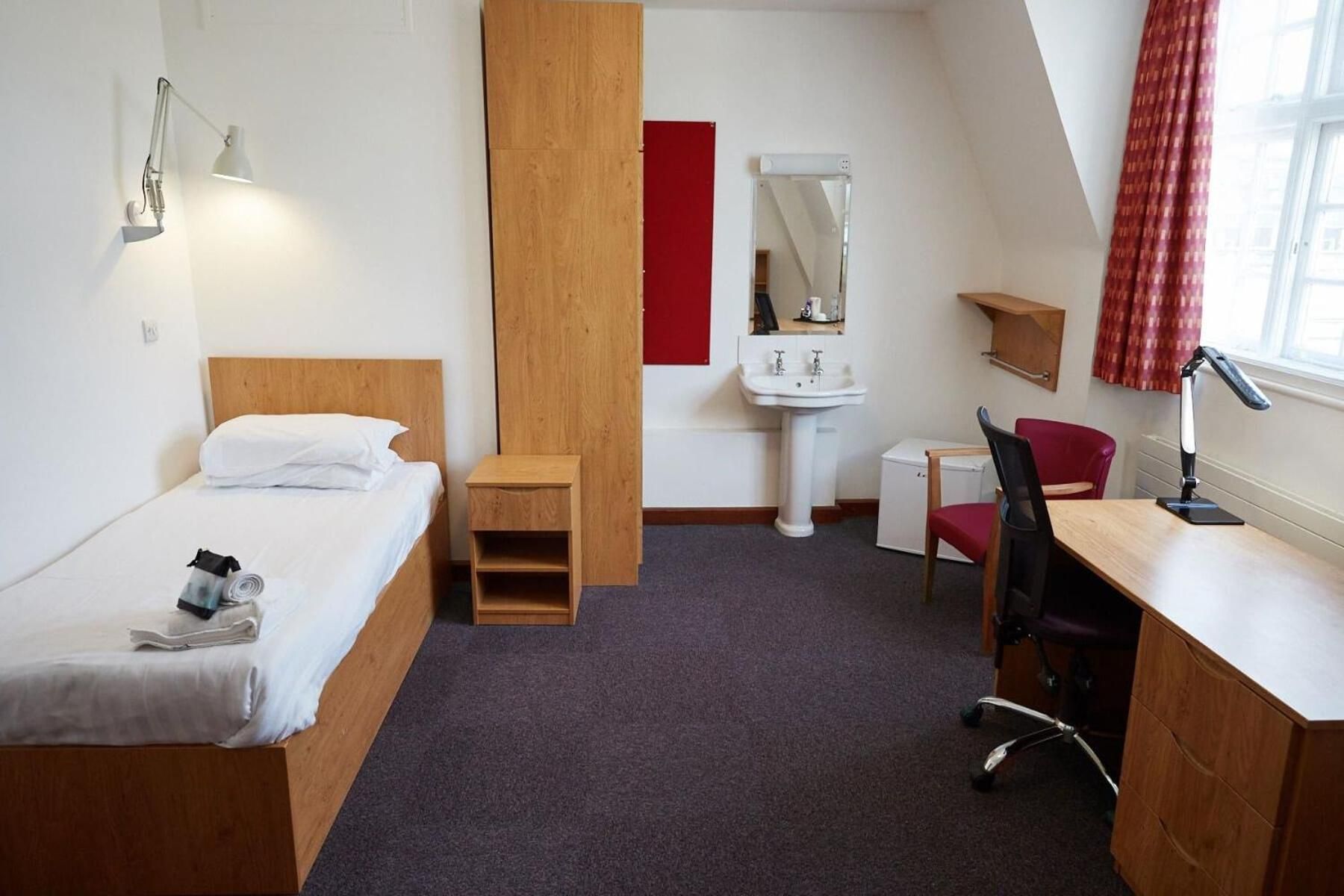 Single Room with Shared Bathroom