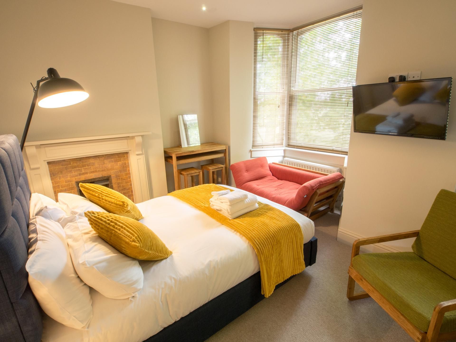 Apartment-Ensuite-Room 14