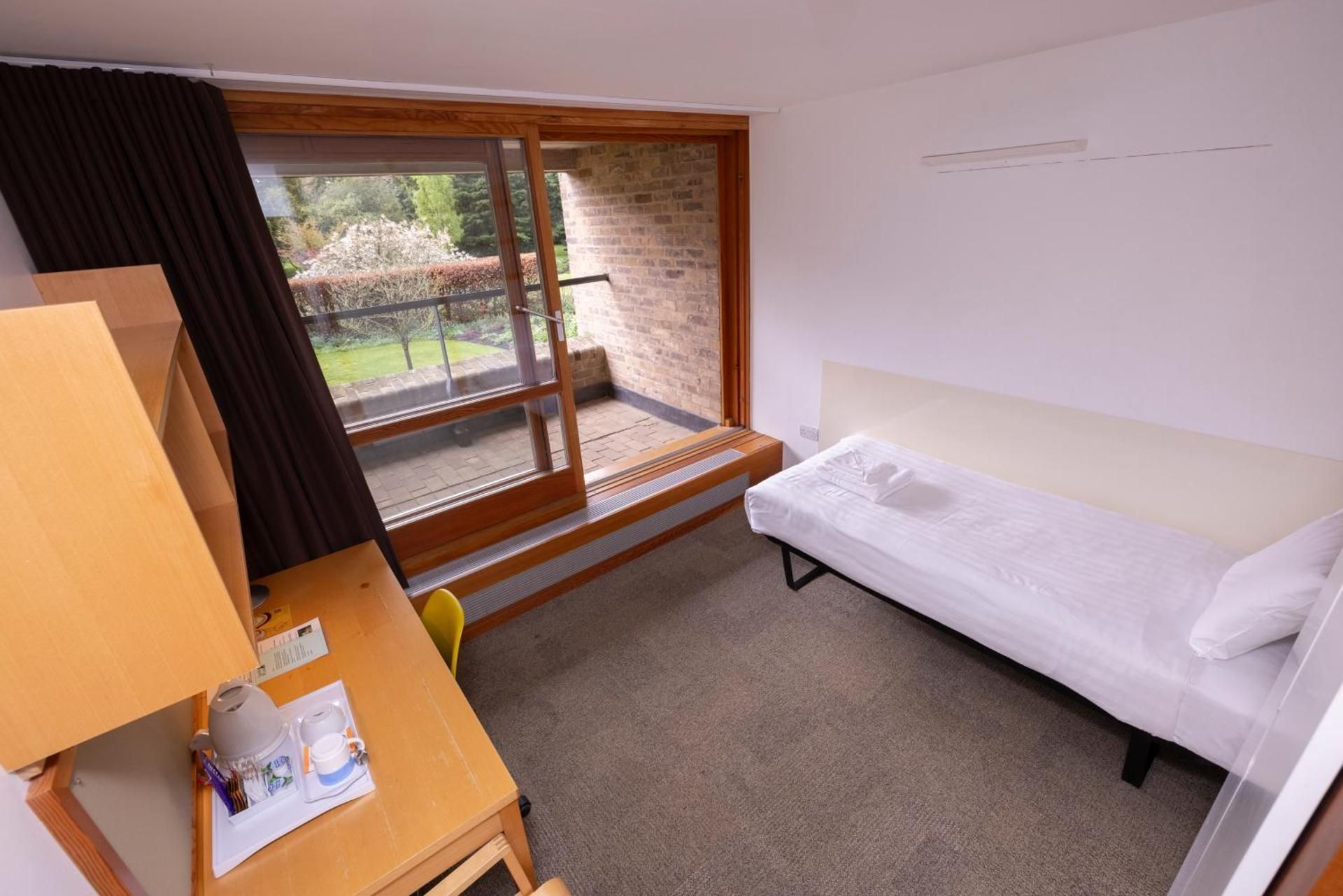 Single Room With Private Bathroom