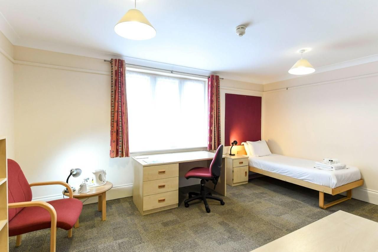 Selwyn College, Cambridge Single Superior 2