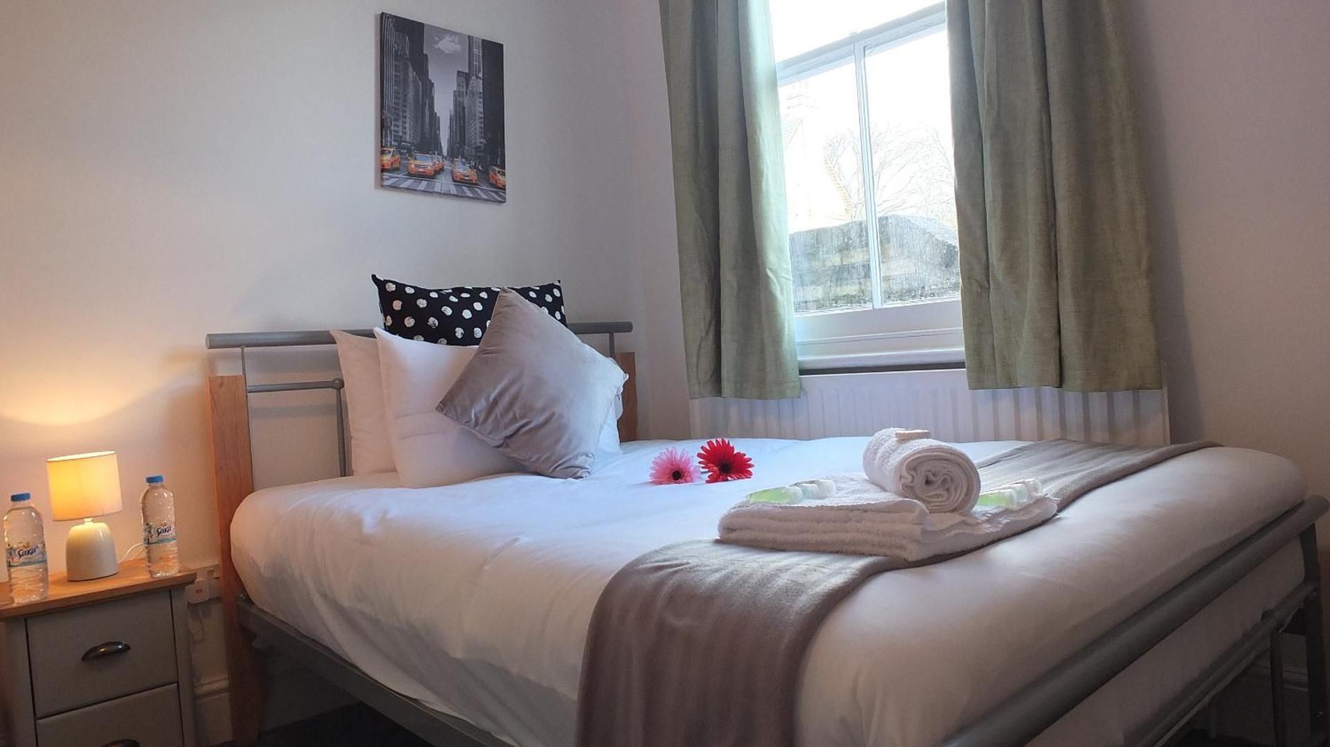 En-Suite Economy Room