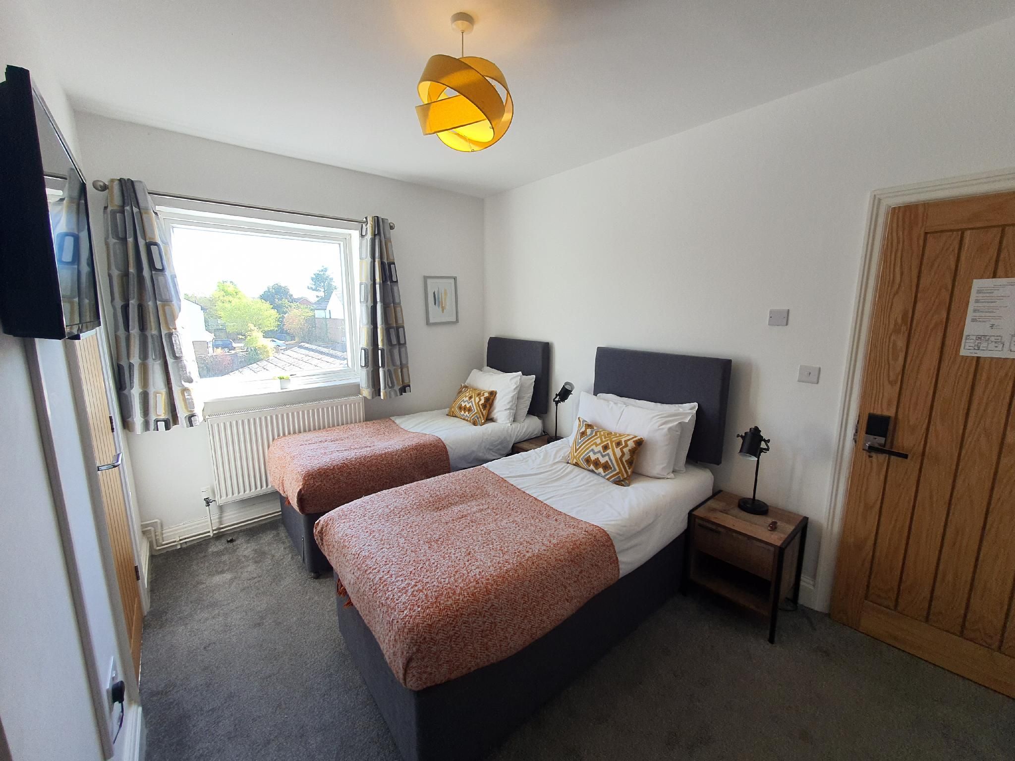 Twin Room - Non-Smoking