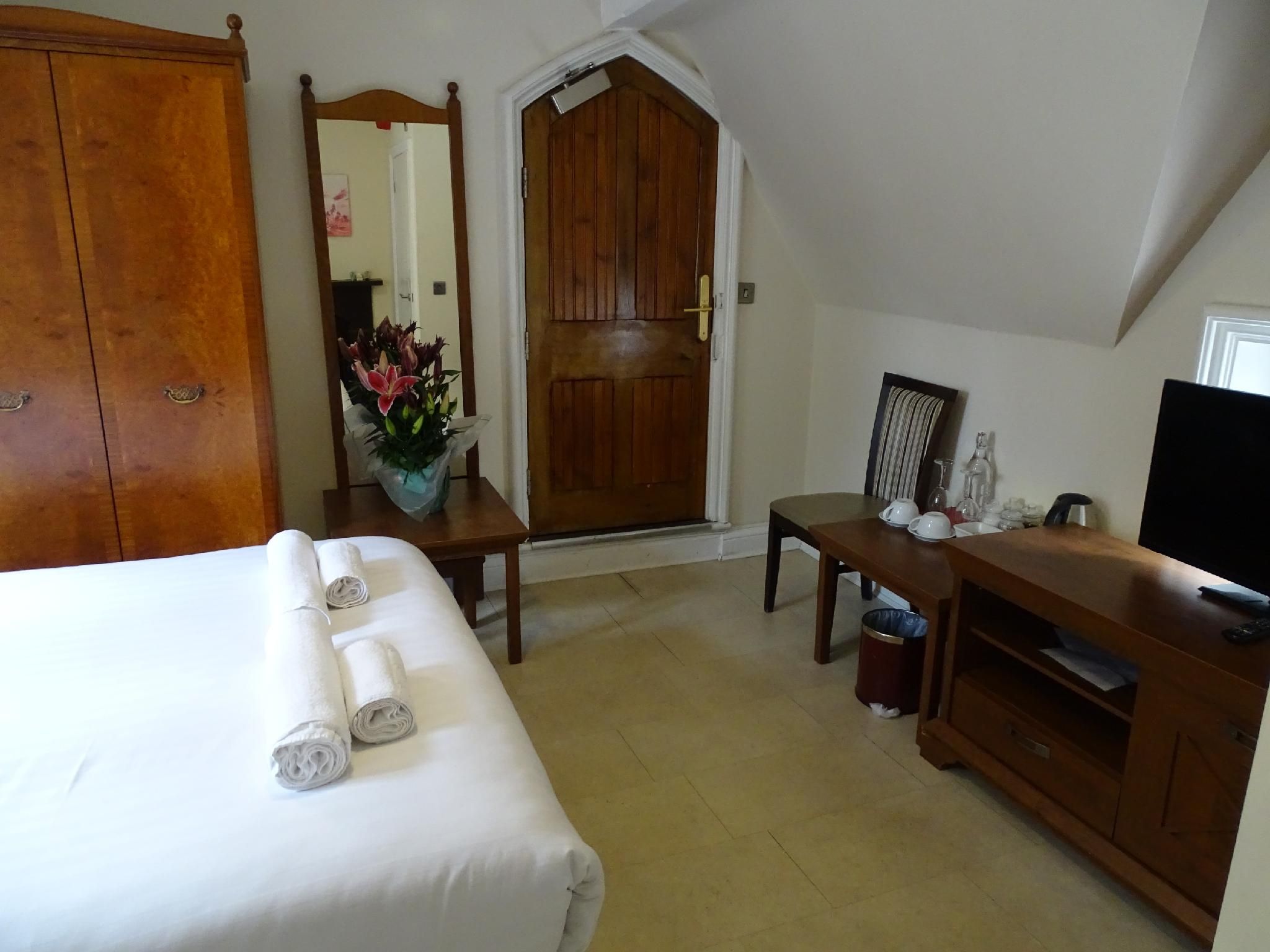 Deluxe-Double room-Ensuite-R6
