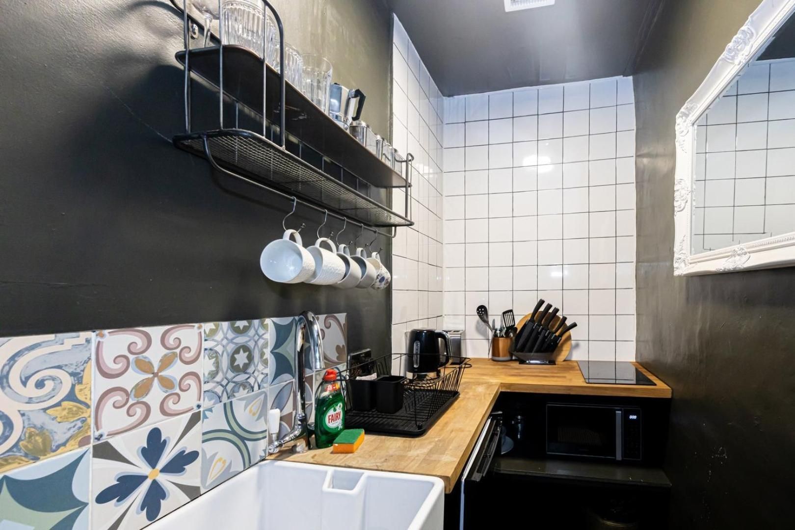 GuestReady - Rose and Monkey Hotel One-Bedroom Apartment