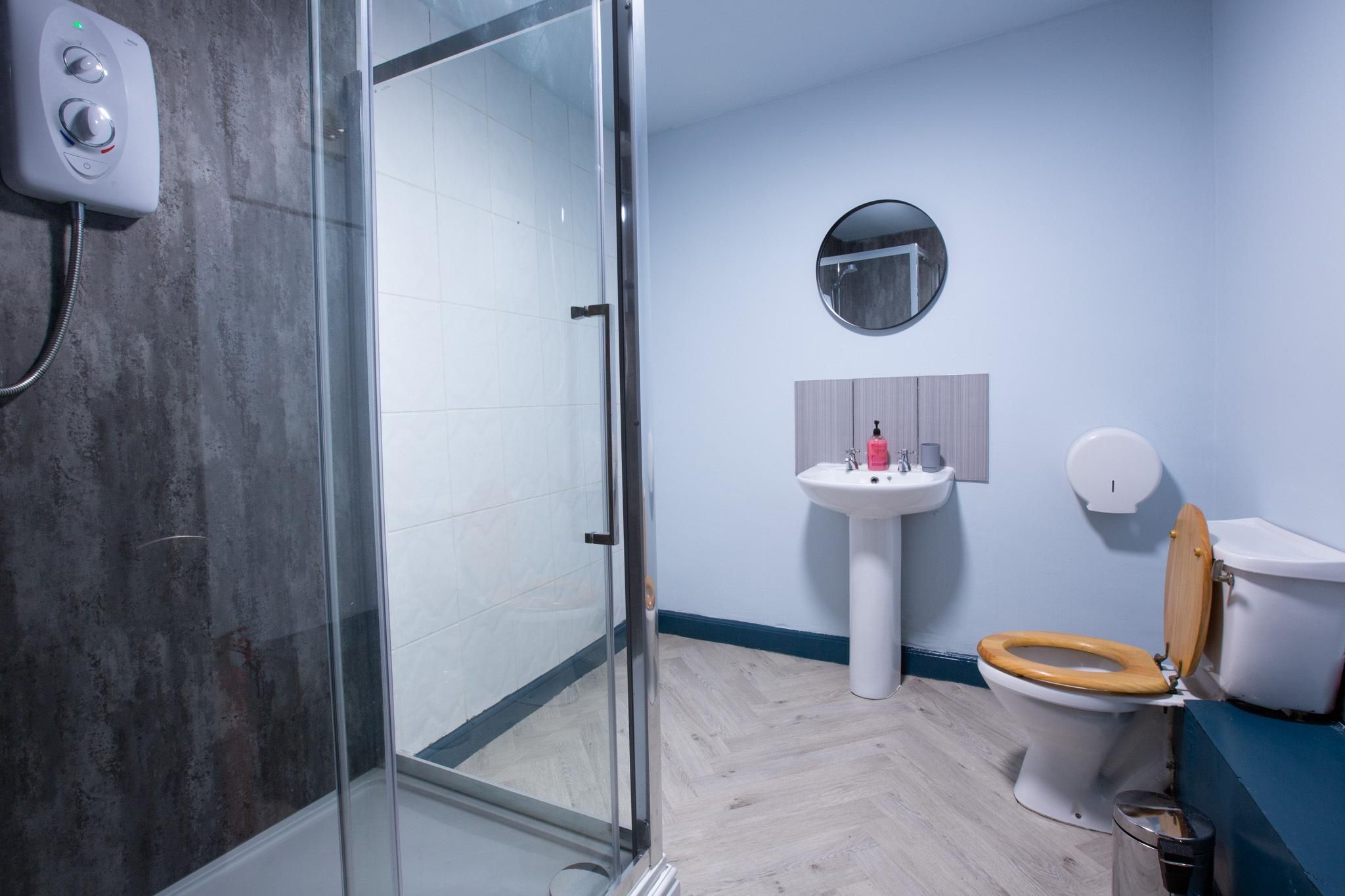 The Crown & Anchor Double room-Shared Bathroom-Double Room 3