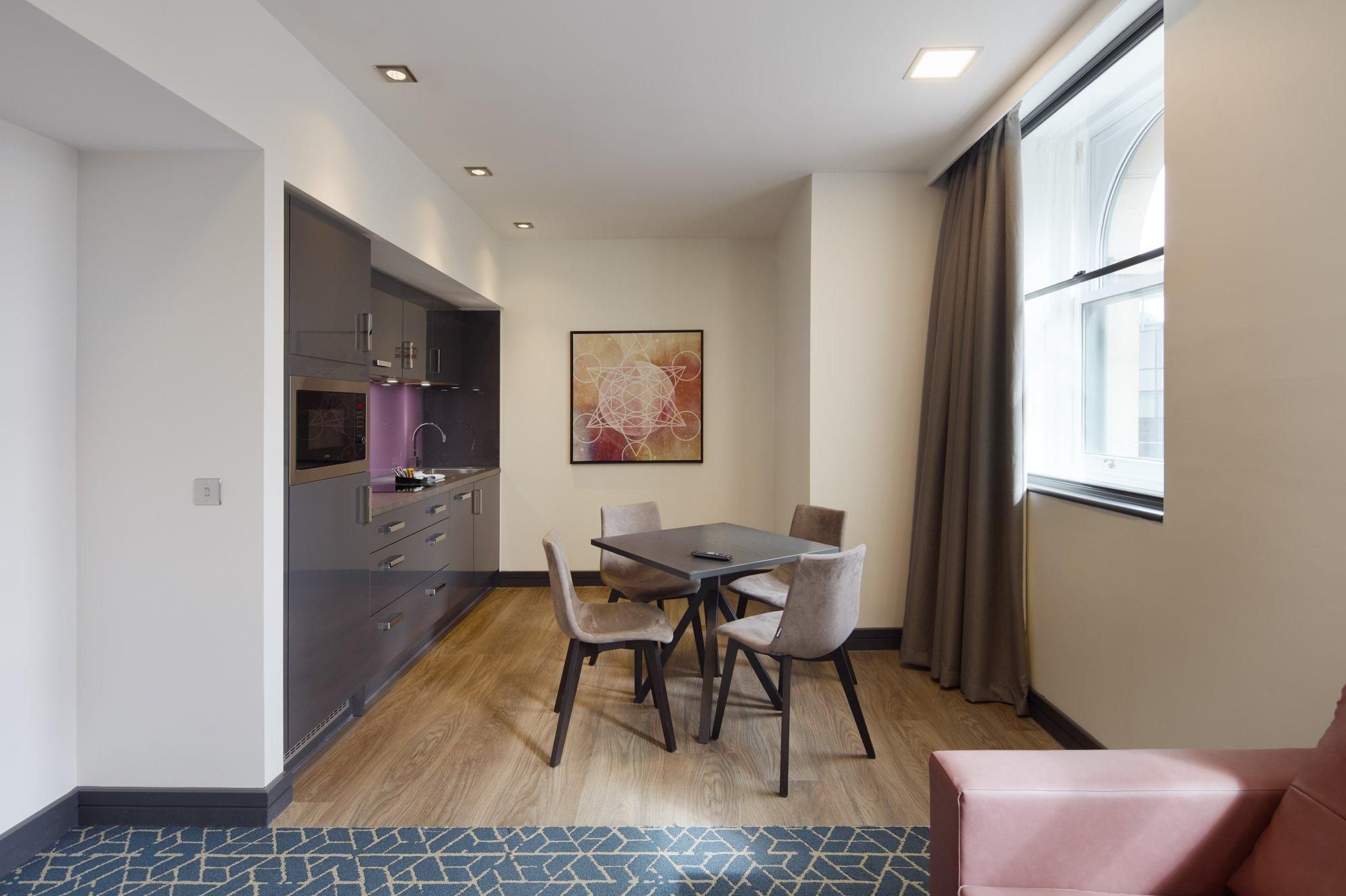 amenity (guest room)