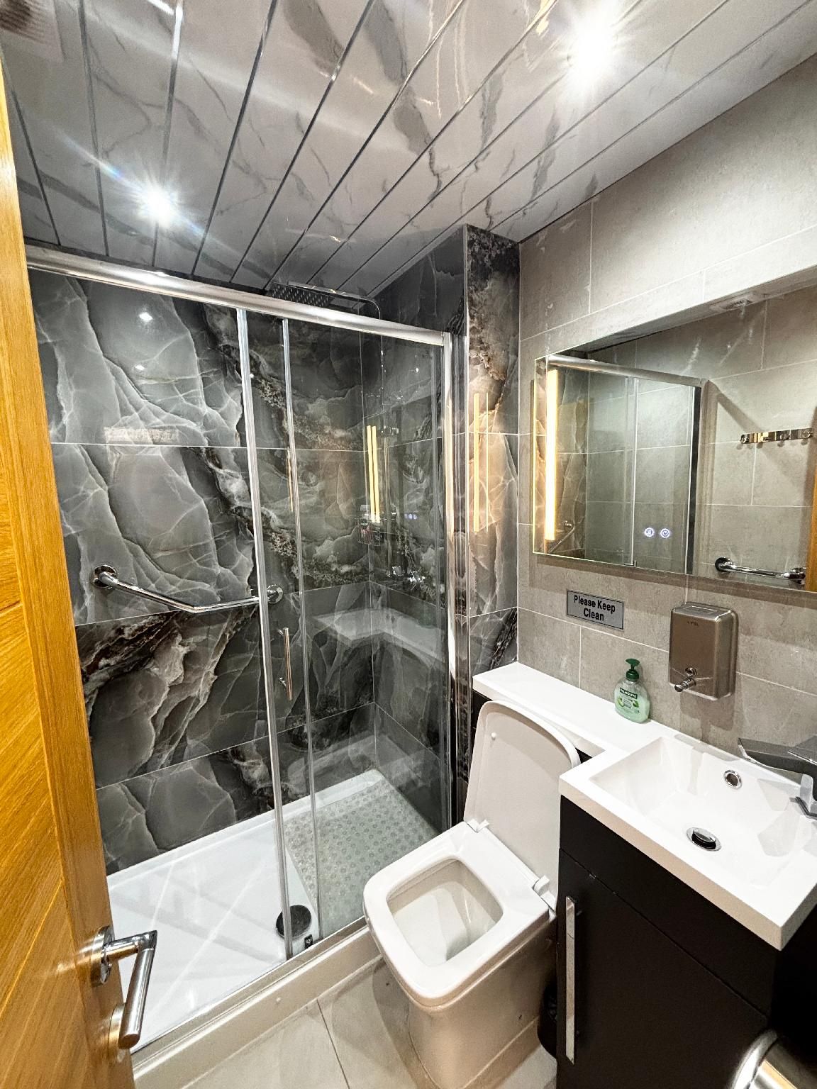 Hendham House Hotel Double Room with Shared Bathroom - Adult Only, Non-Smoking 3