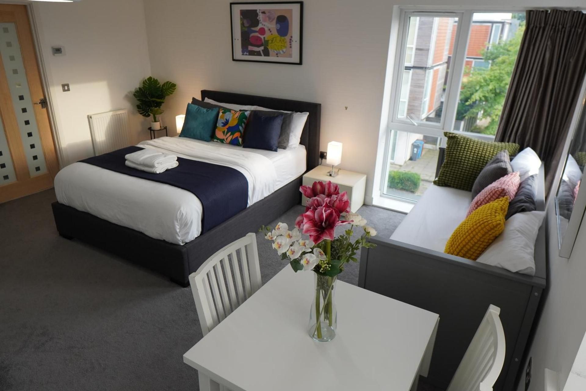 Deluxe Family Room