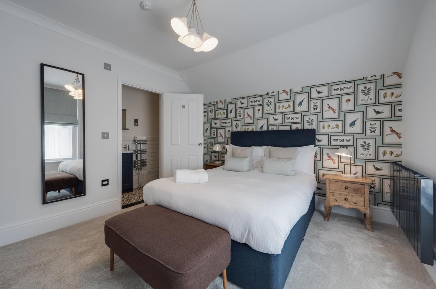 Standard King Room with Shower