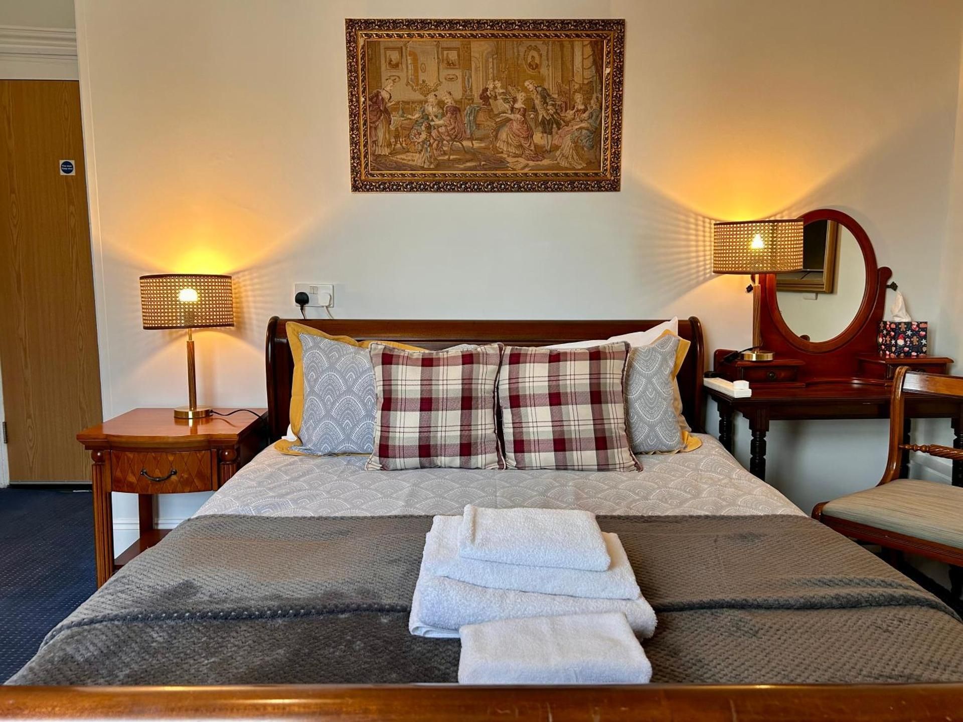 Large Double Room