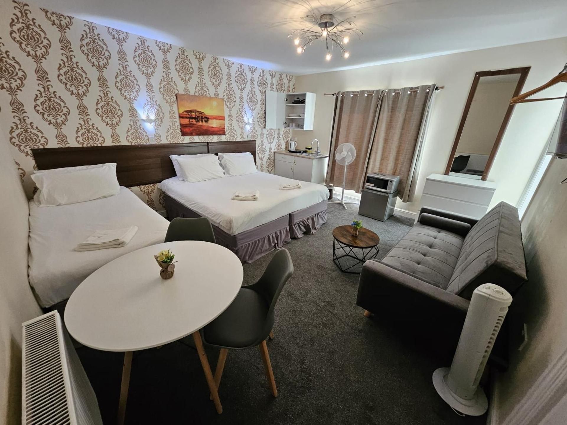King Studio with Sofa Bed