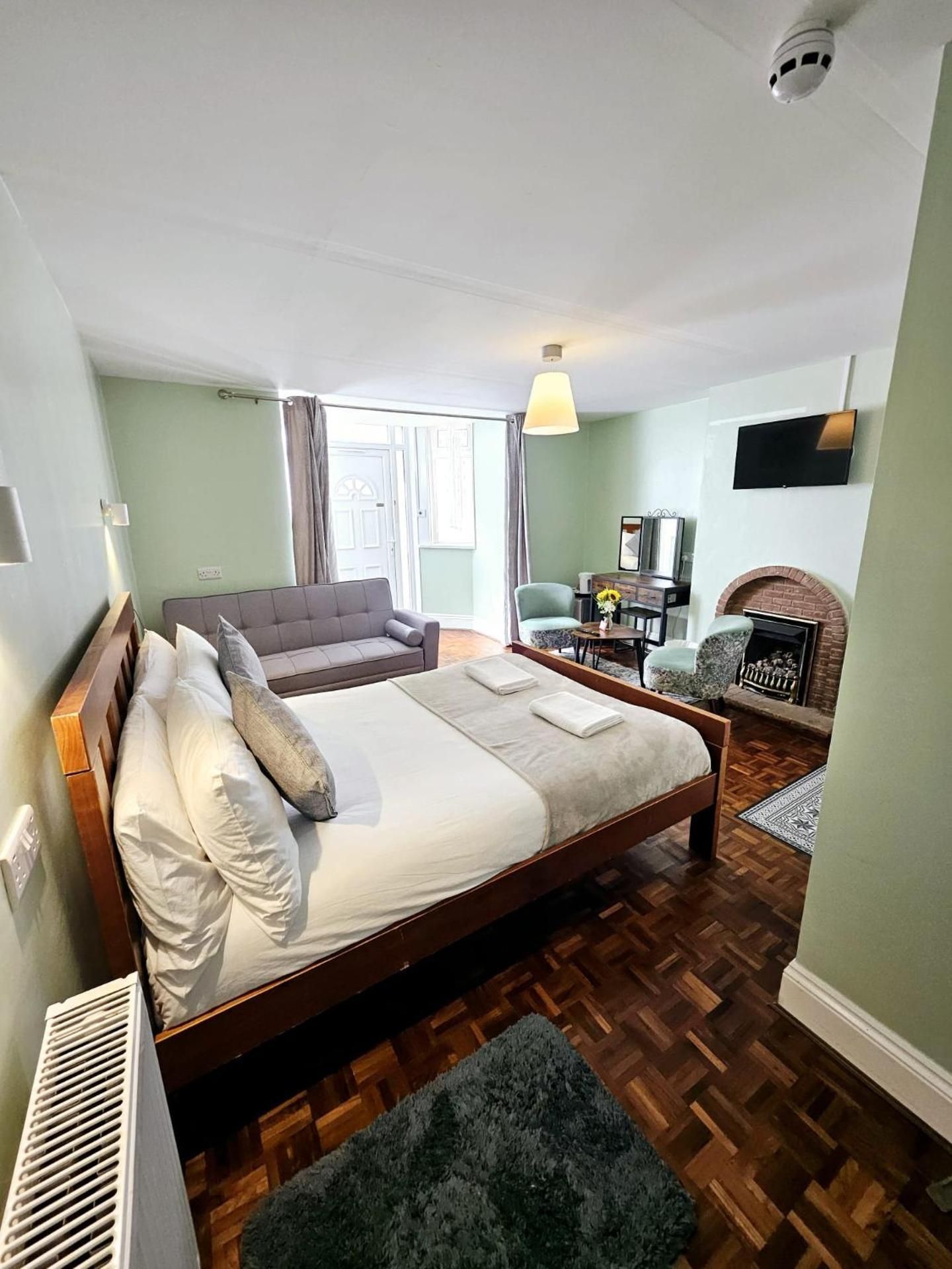 Two-Bedroom Family Apartment