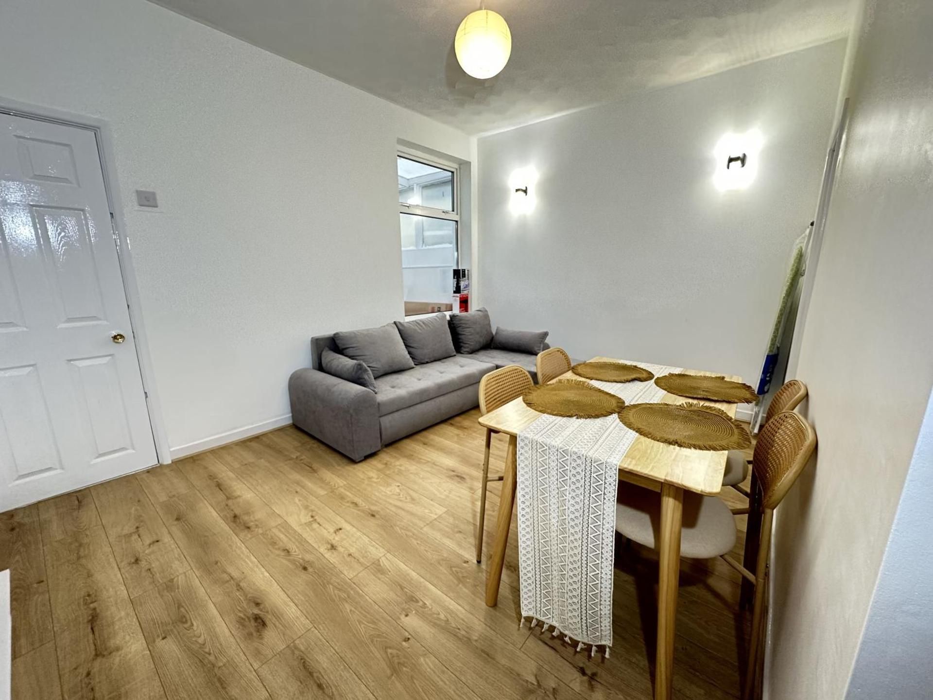 Double Room with Shared Bathroom