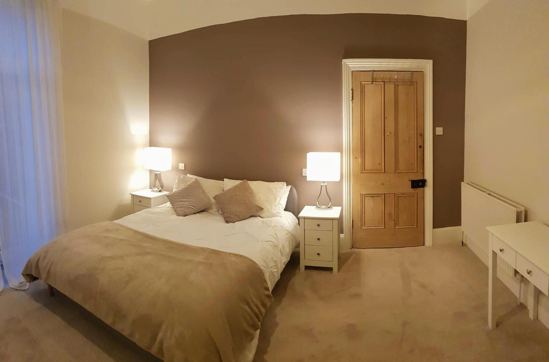 Deluxe Queen Room