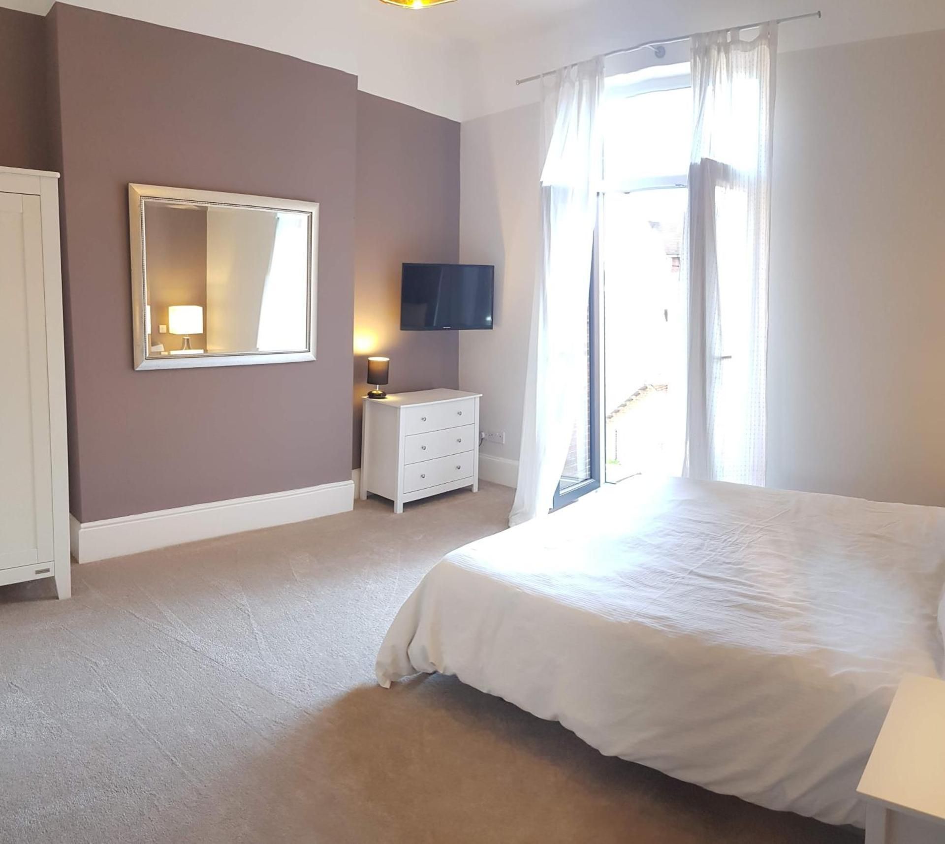 Deluxe Queen Room