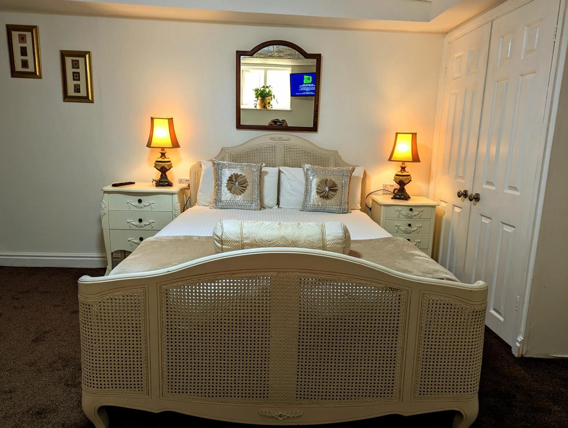Lower Ground Floor - Double Room
