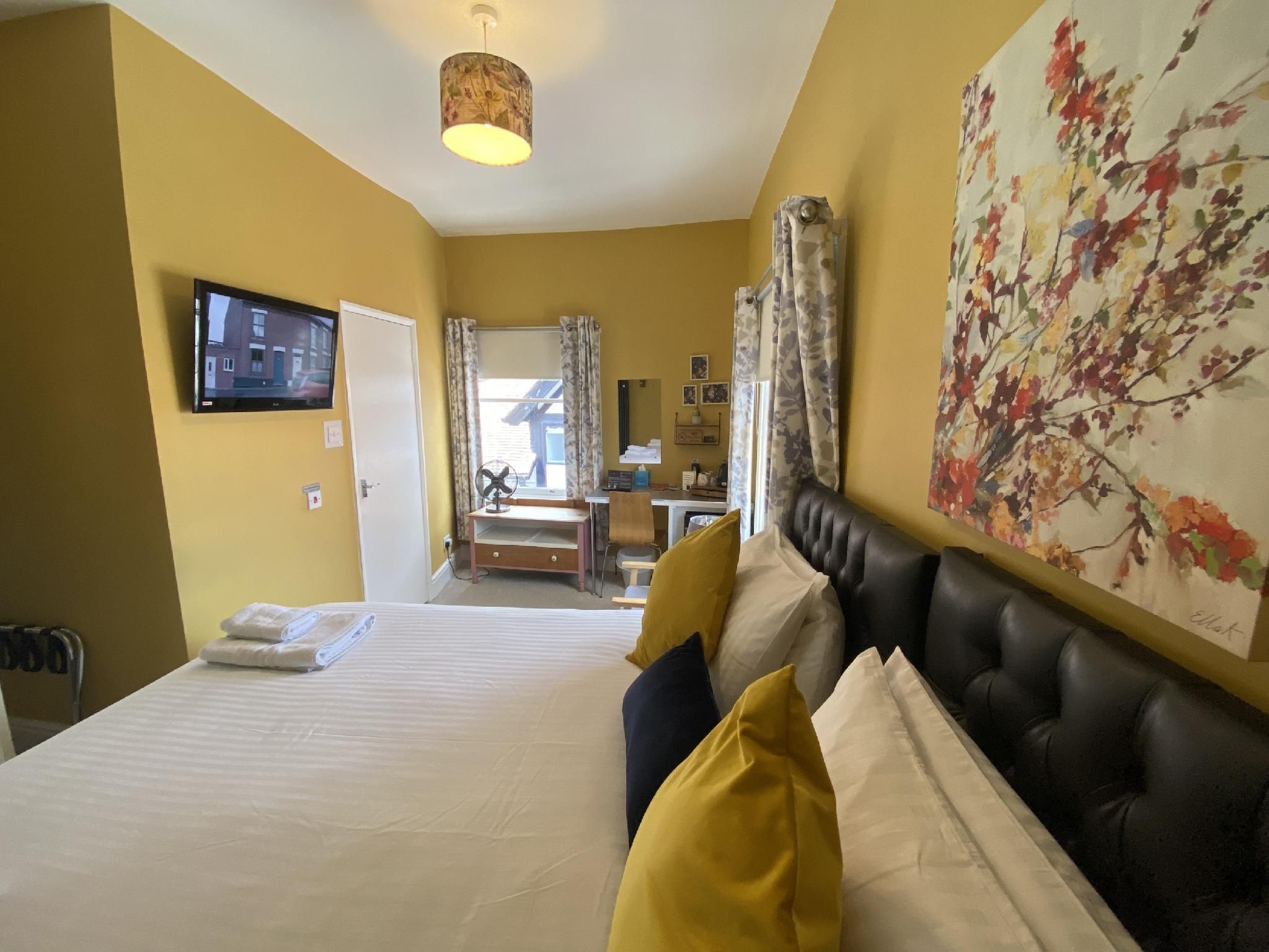 Double or Twin-Ensuite