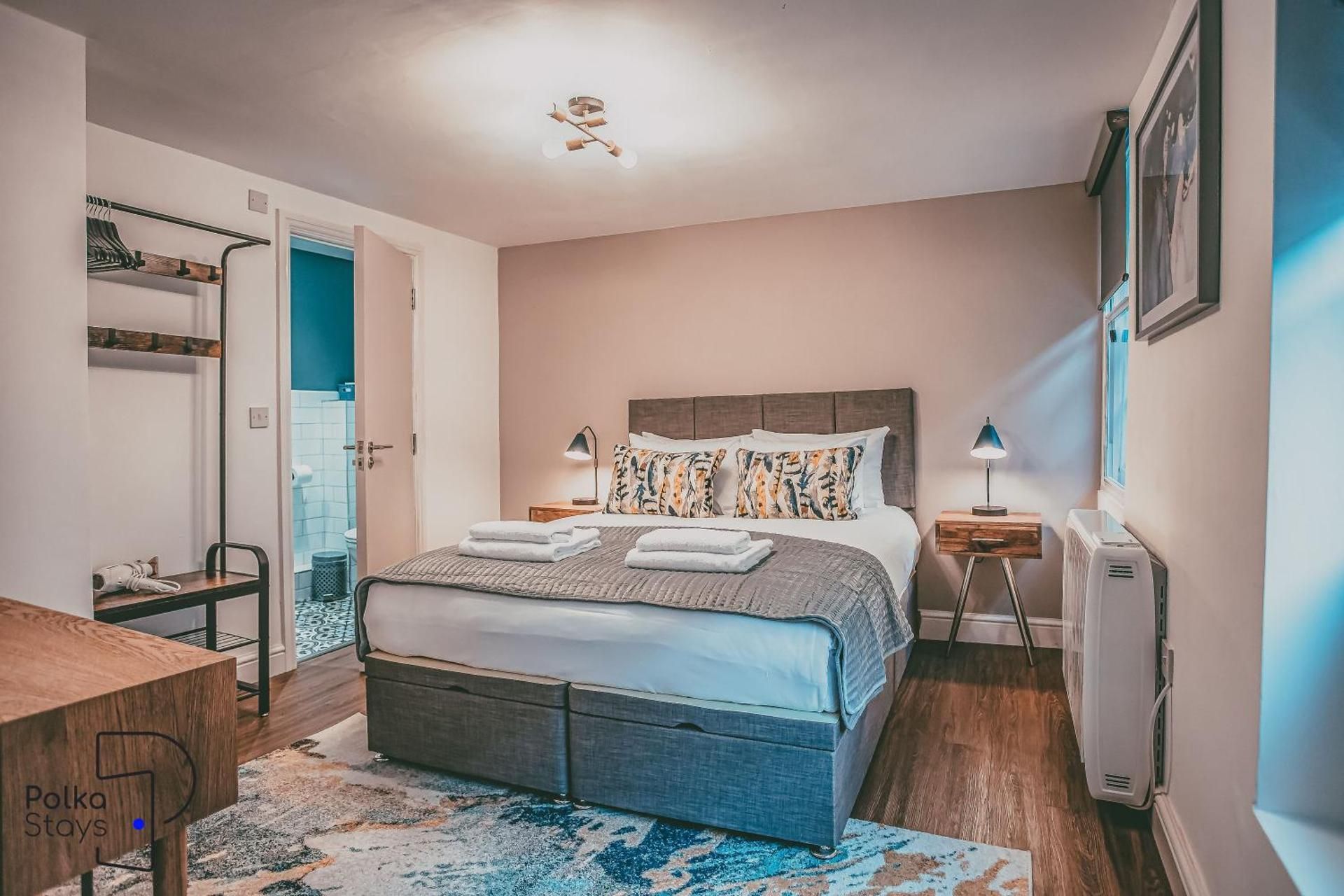 Two-Bedroom Deluxe Apartment