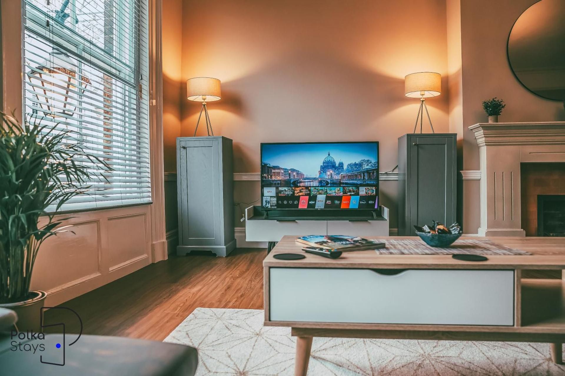 Superior One-Bedroom Apartment