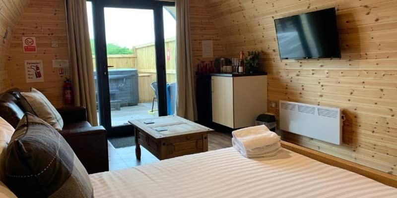 Double Room with Spa Bath
