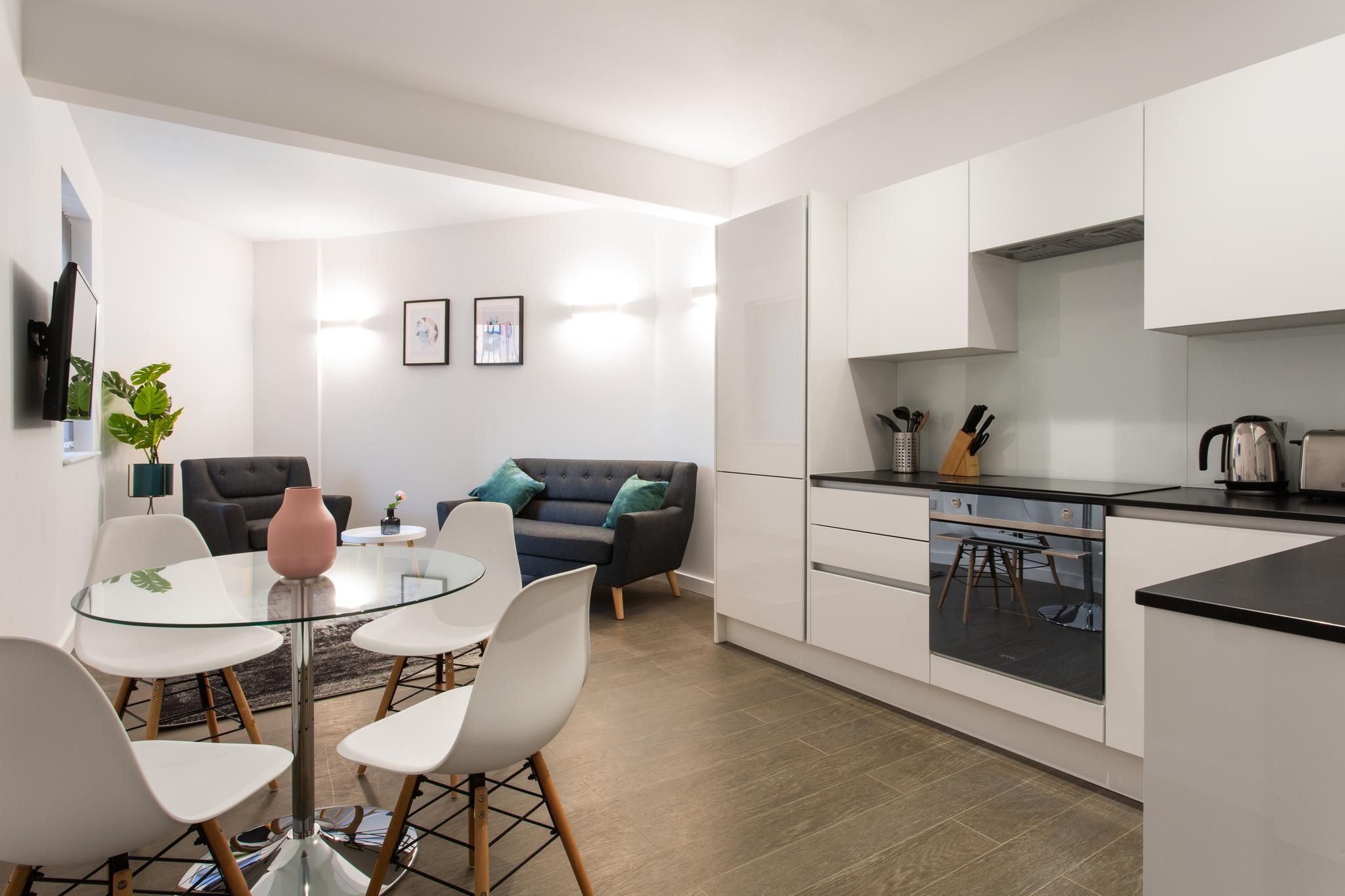 2 Bedroom 2 Bathroom