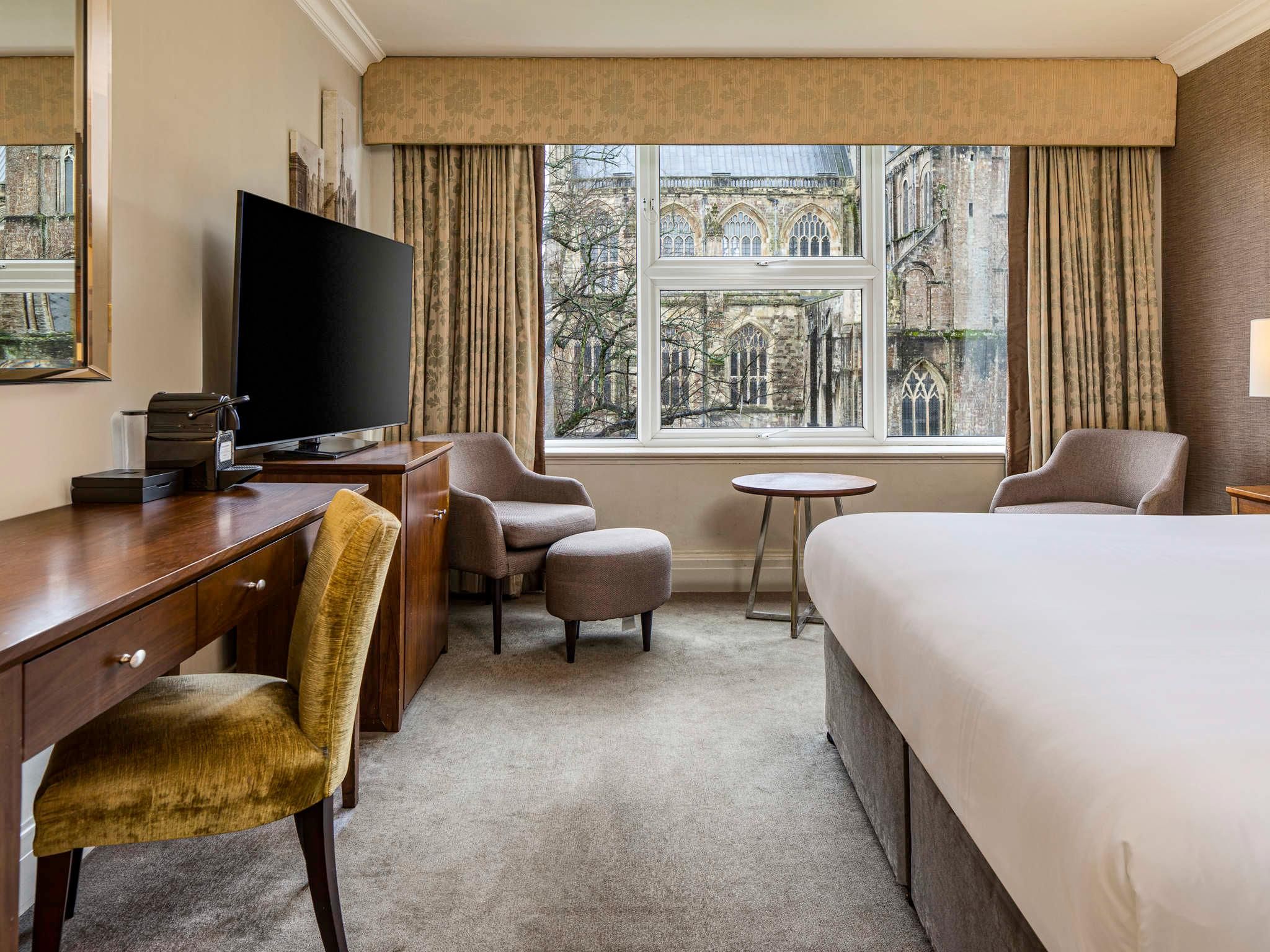 Winchester Cathedral View Retreat By Dancenter Executive Double Room