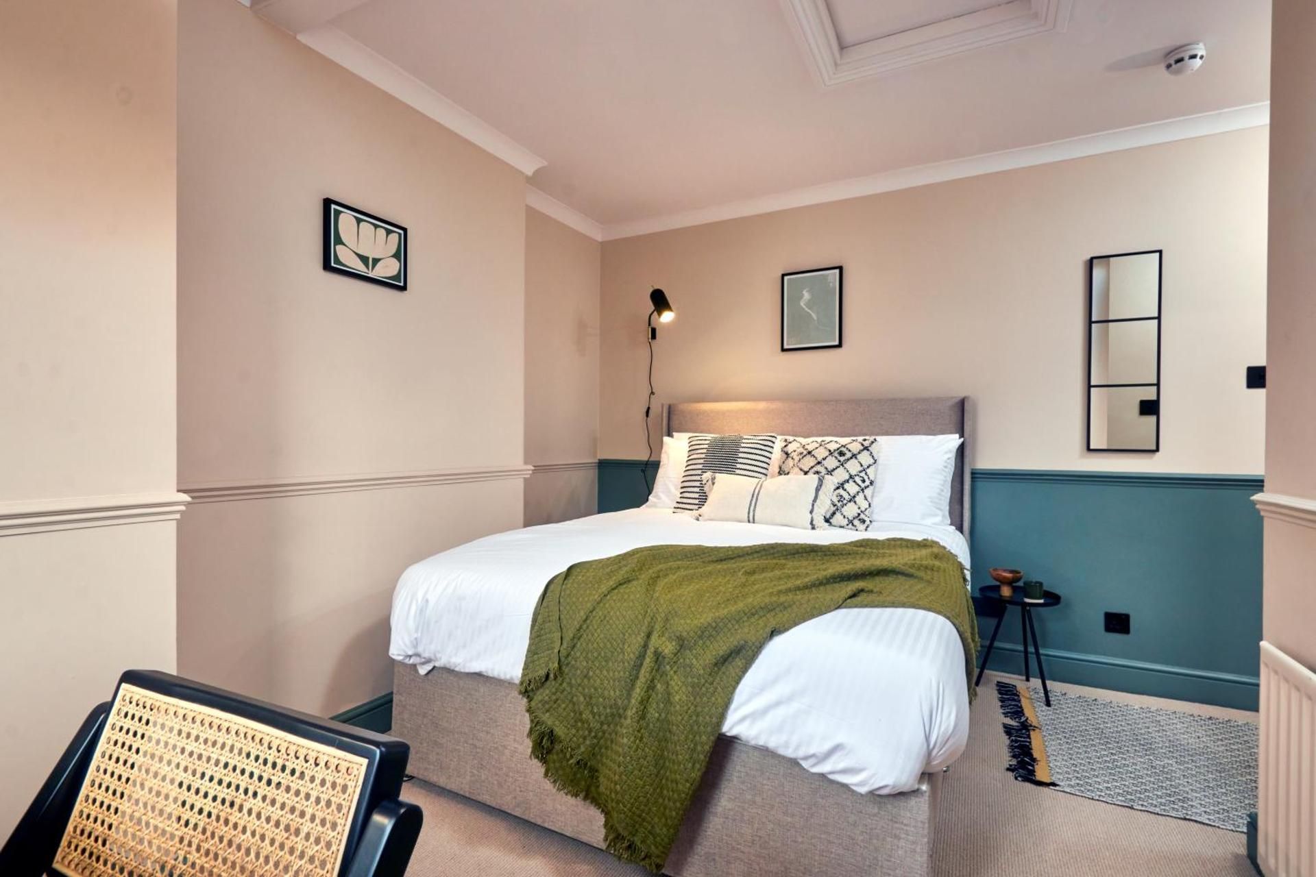 Superior King Room