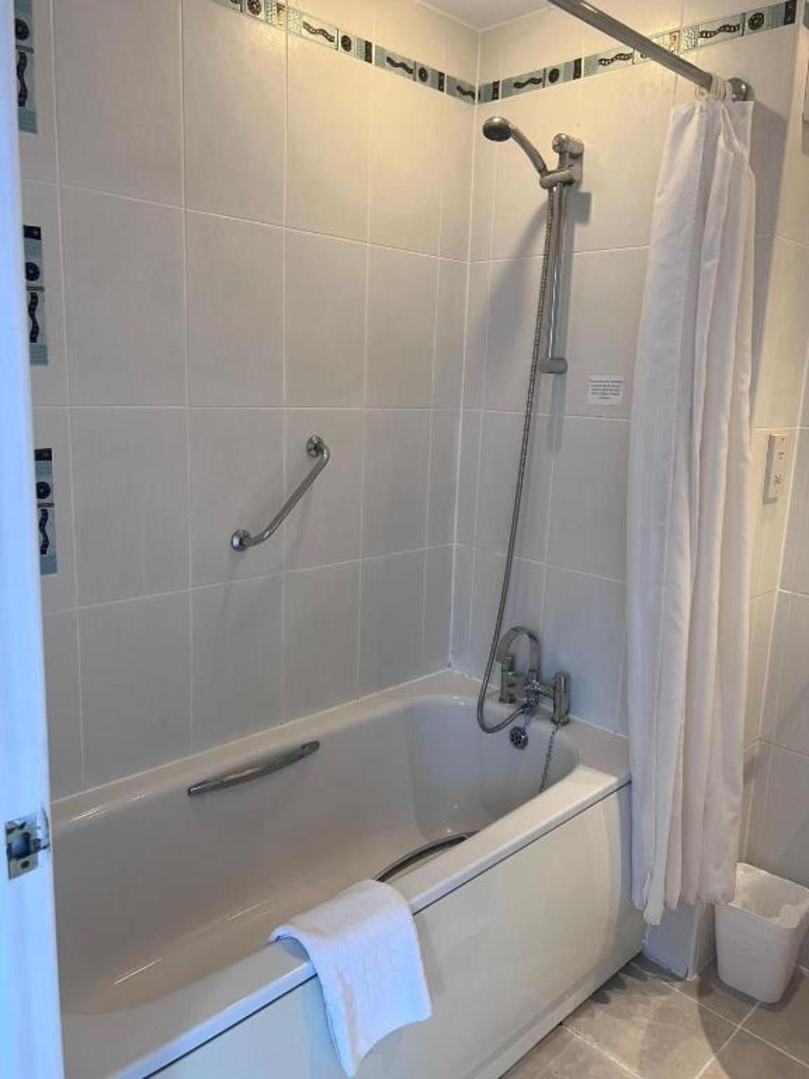 Standard Family of 3 Room