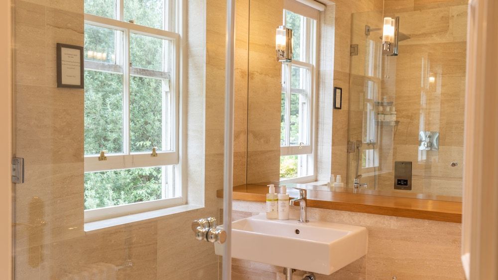 Southernhay House Hotel Lovely & Larger Room 6