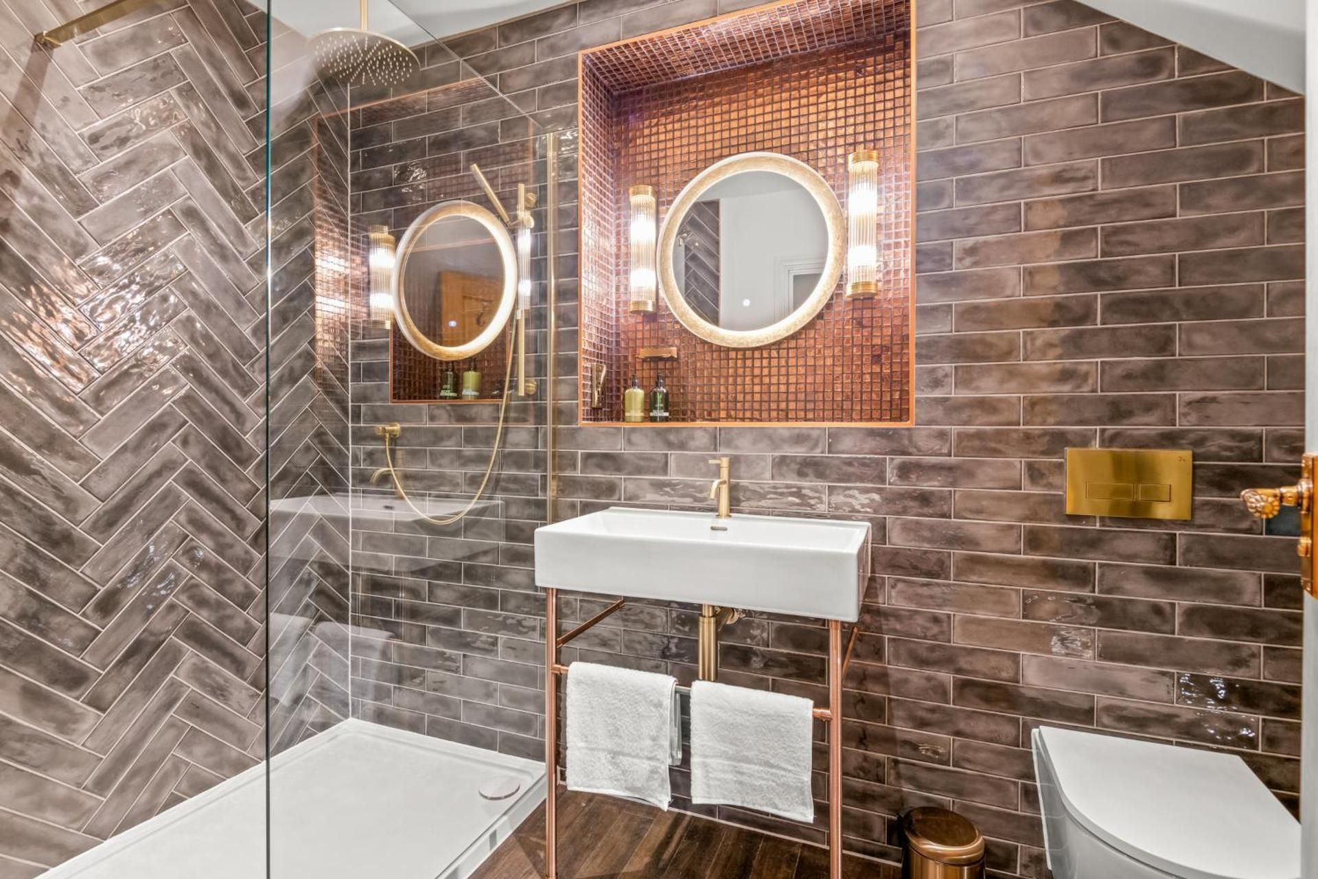 Superior Deluxe Double or Twin Room