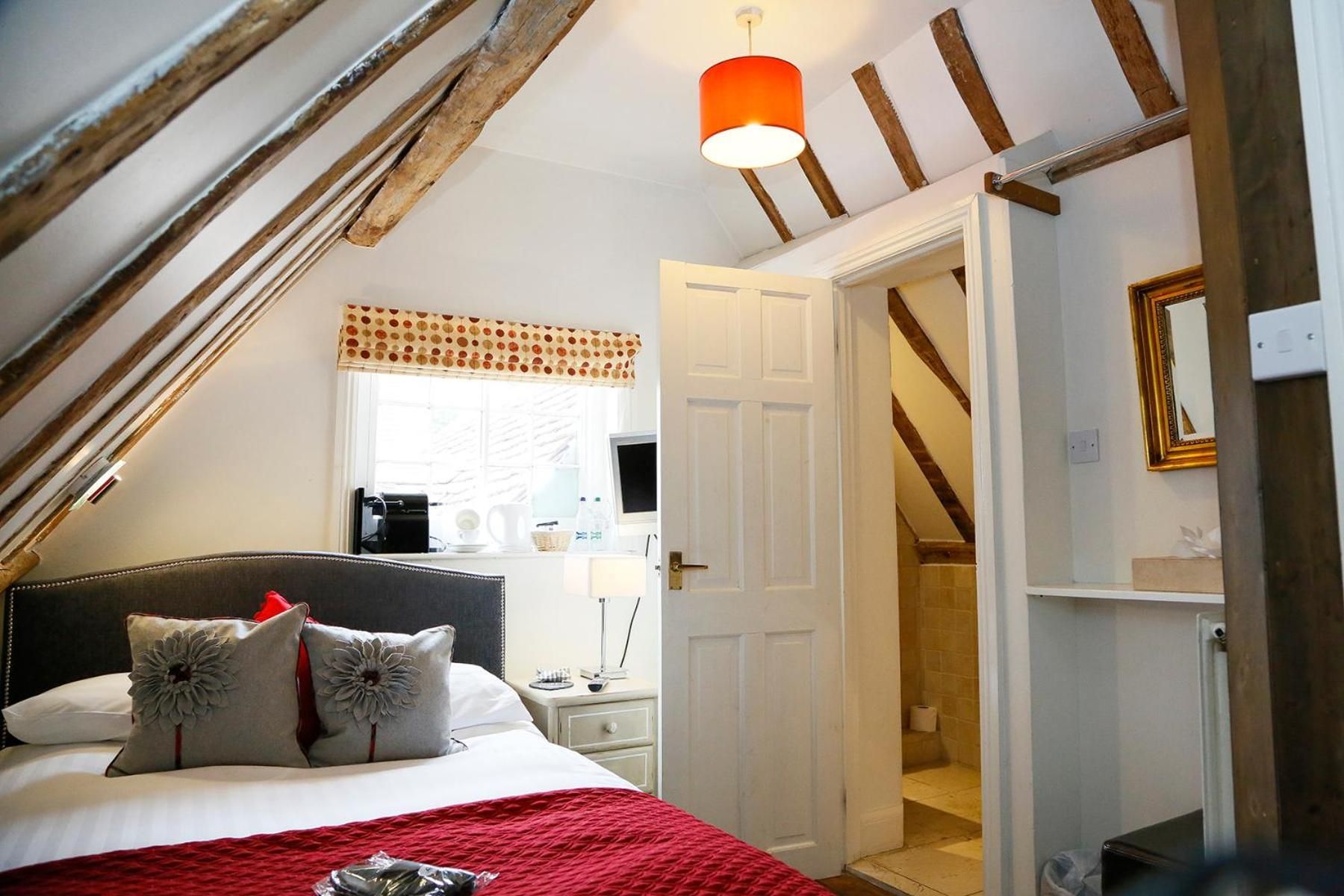 Small Double Room (Single Occupancy)
