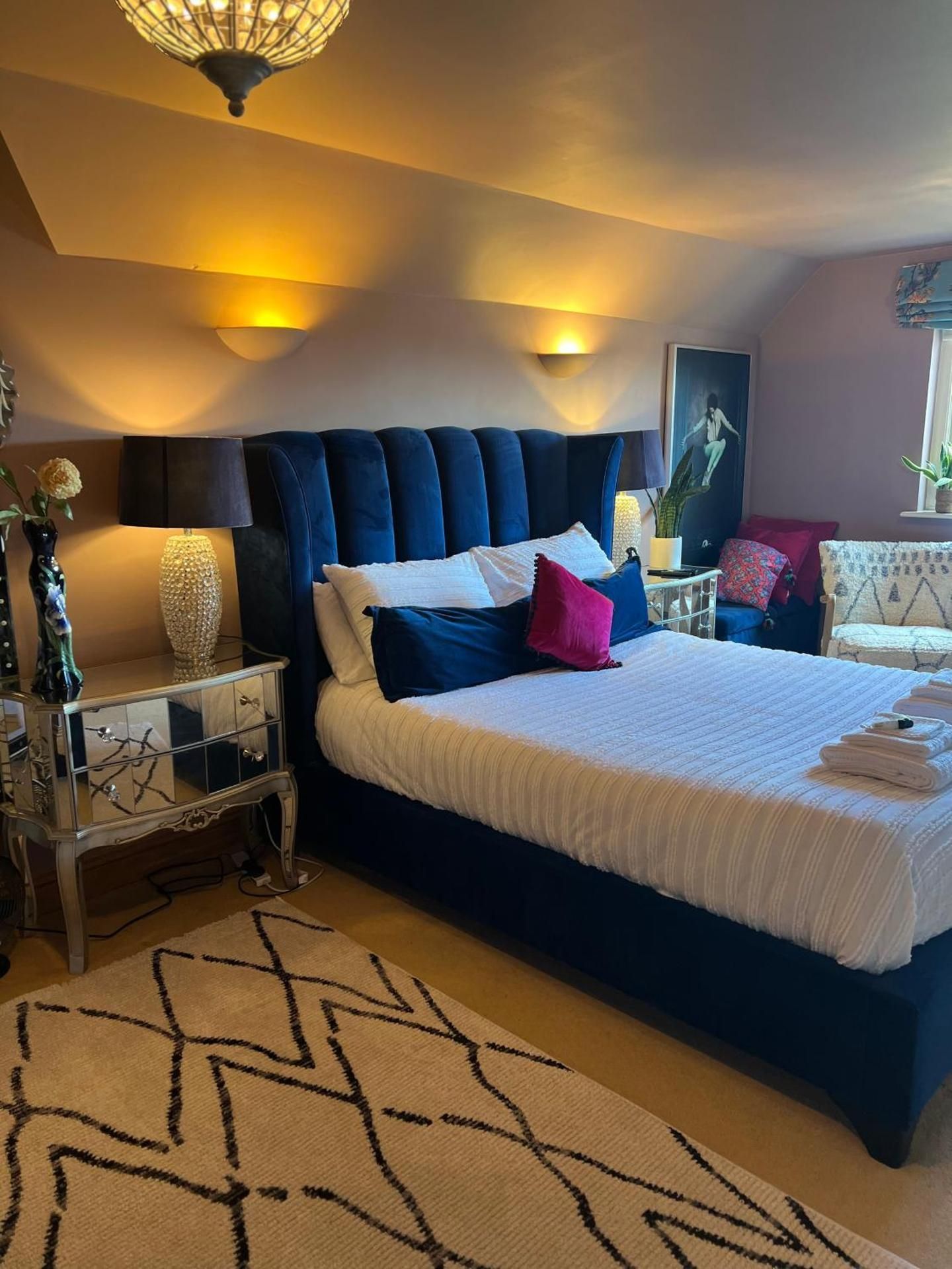 Deluxe King Suite
