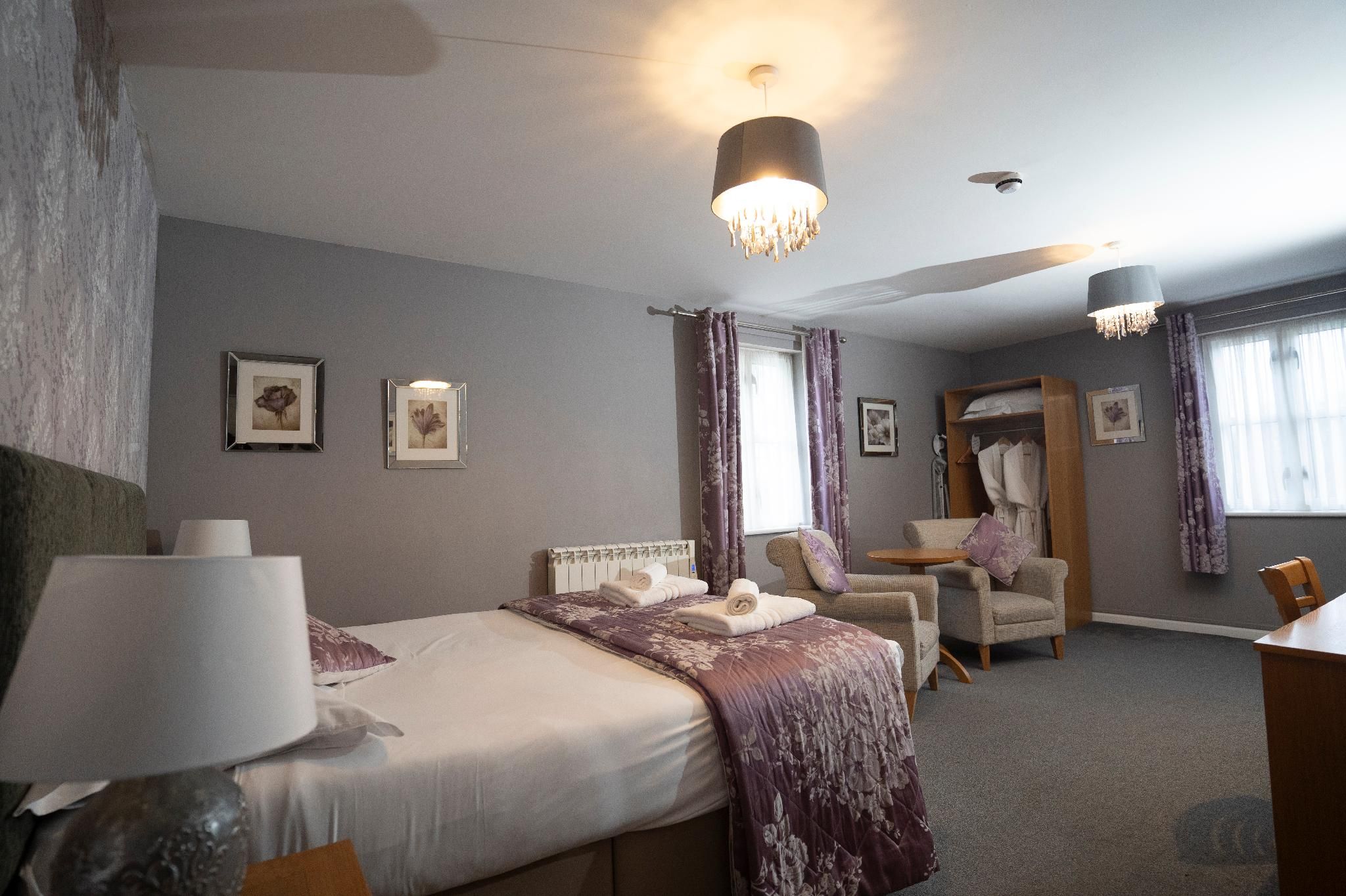 Sturdys Castle Superior Double 2