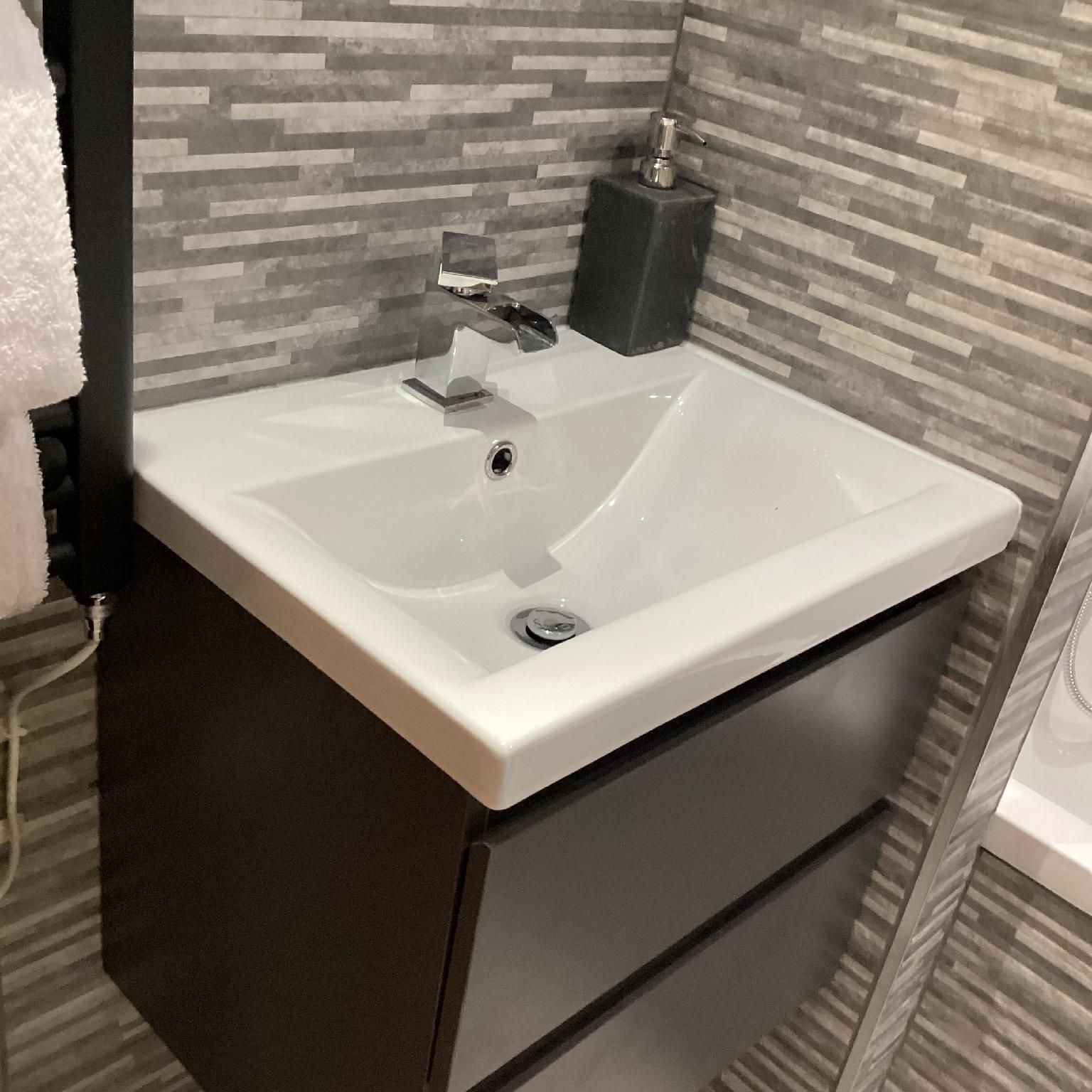 The Lydden Bell Premium-Ensuite-Family room-Patio 2