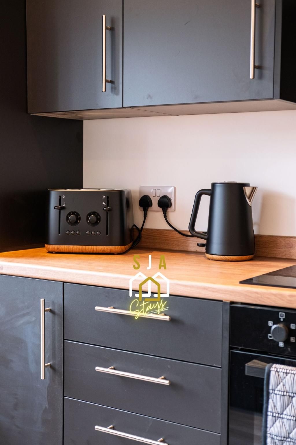 4695adcf8d897dc119c48fc9c6a7f574