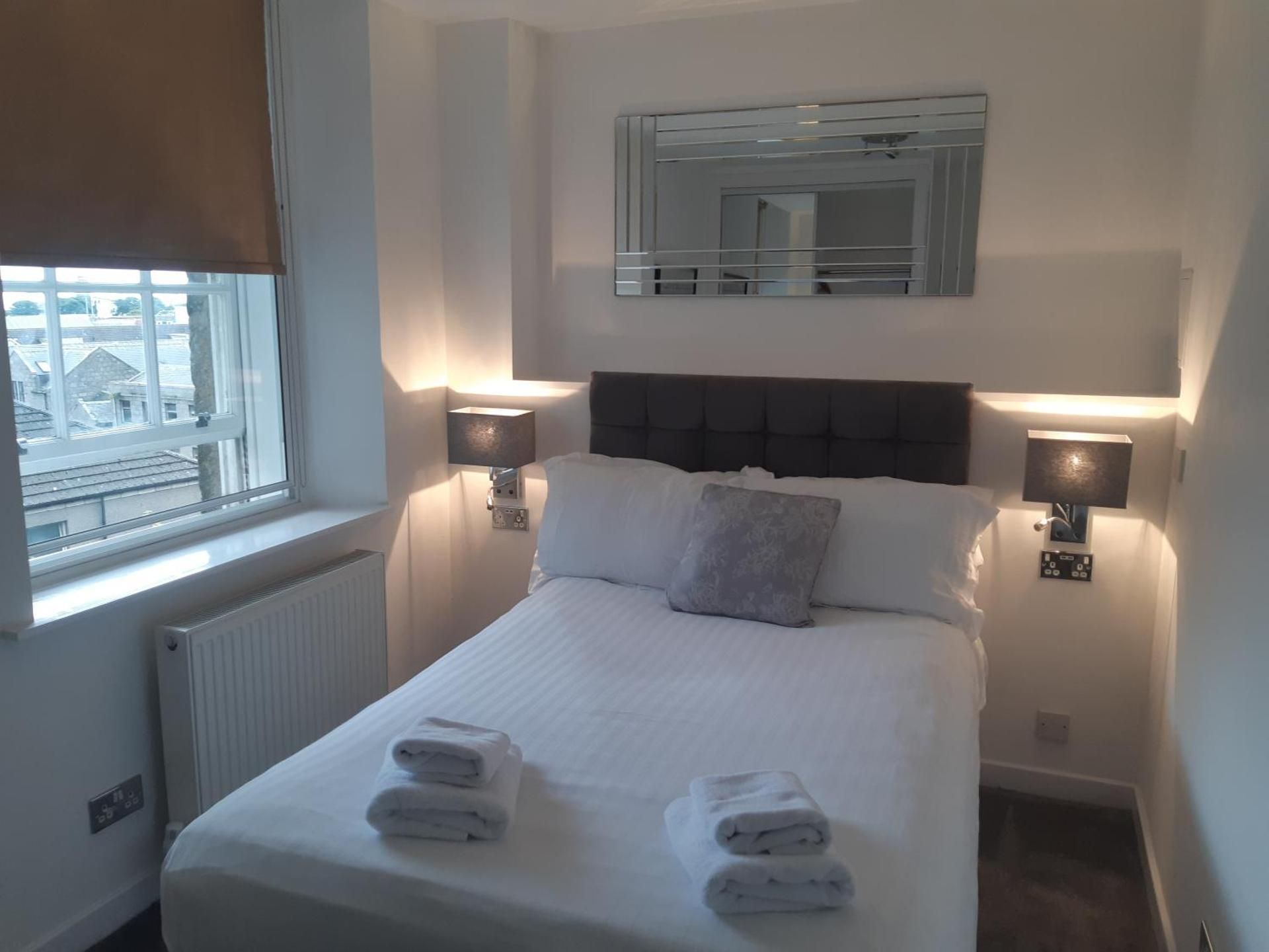 Marischal Apartments One-Bedroom Standard Apartment