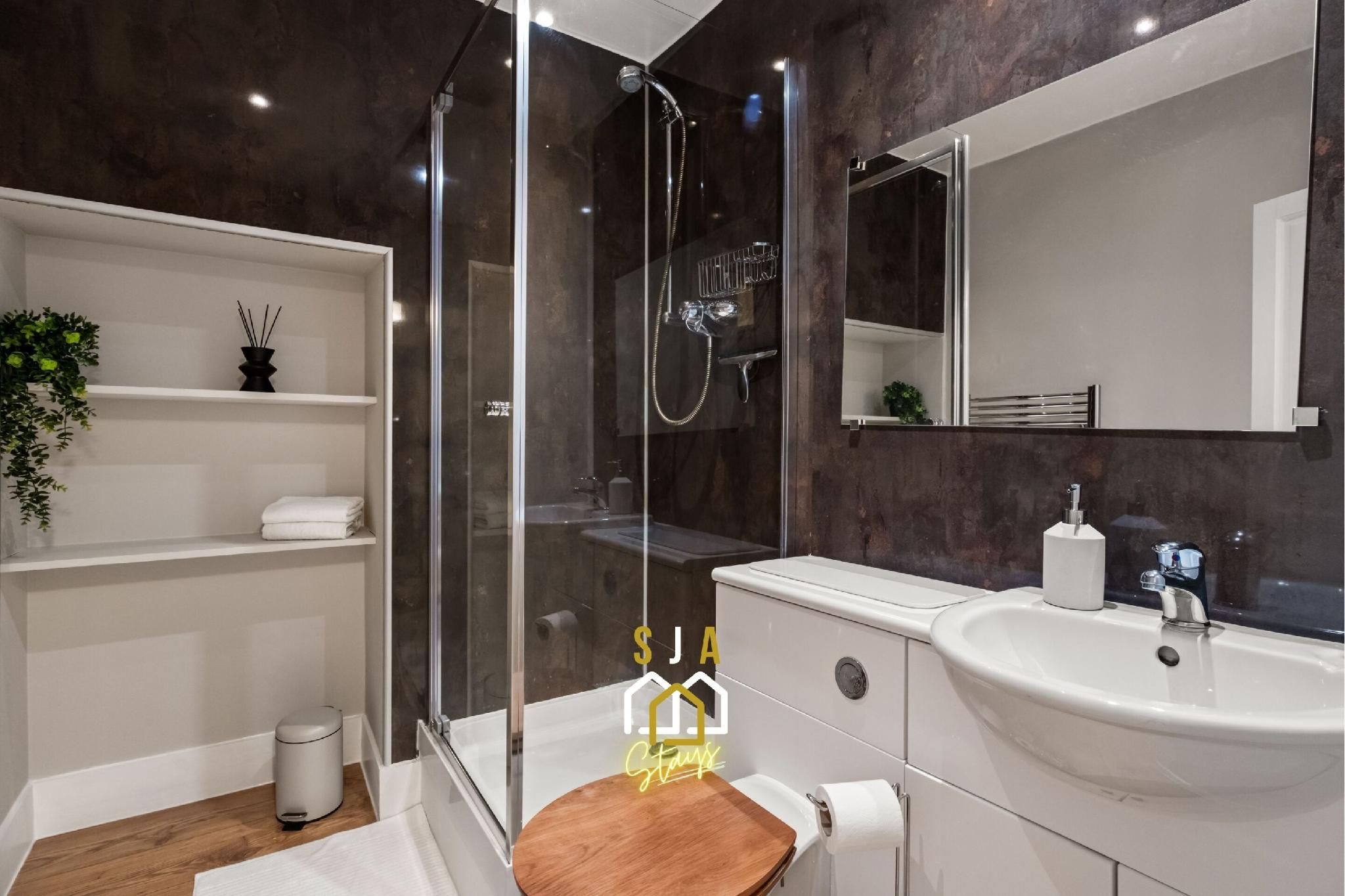 Holburn Road Retreat