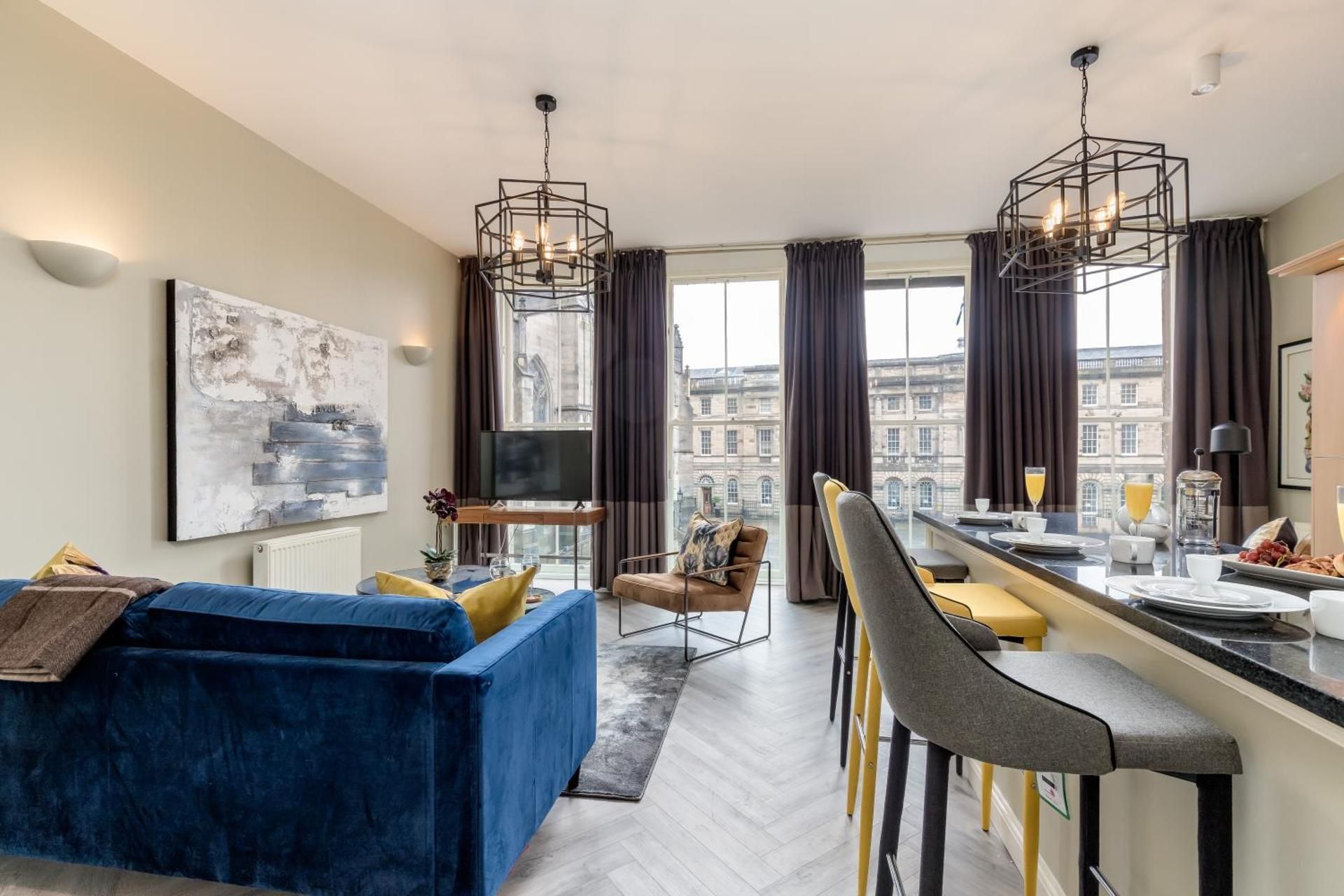 One-Bedroom Apartment