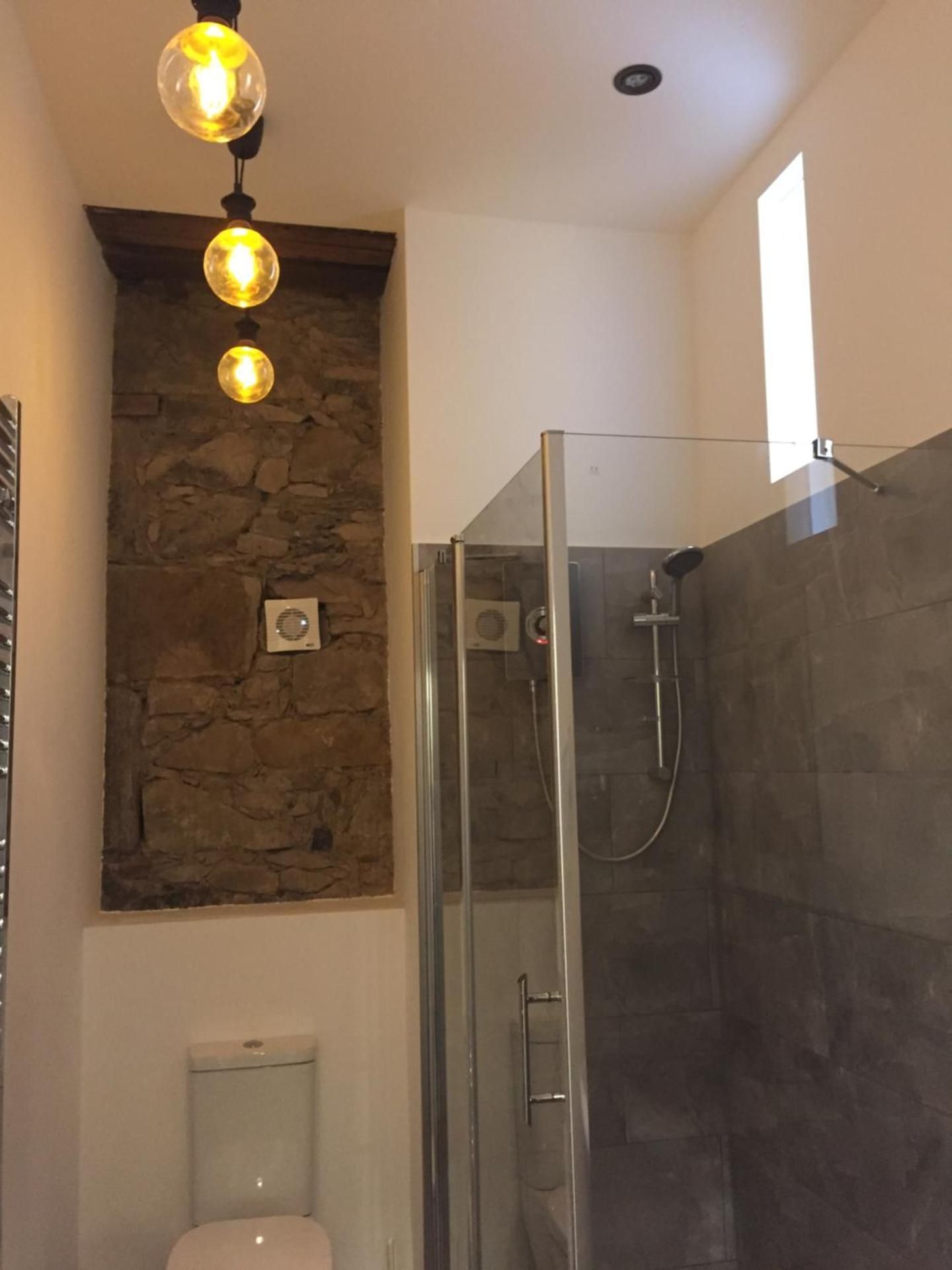 Inner Courtyard View One Bed Apartment - Lauriston