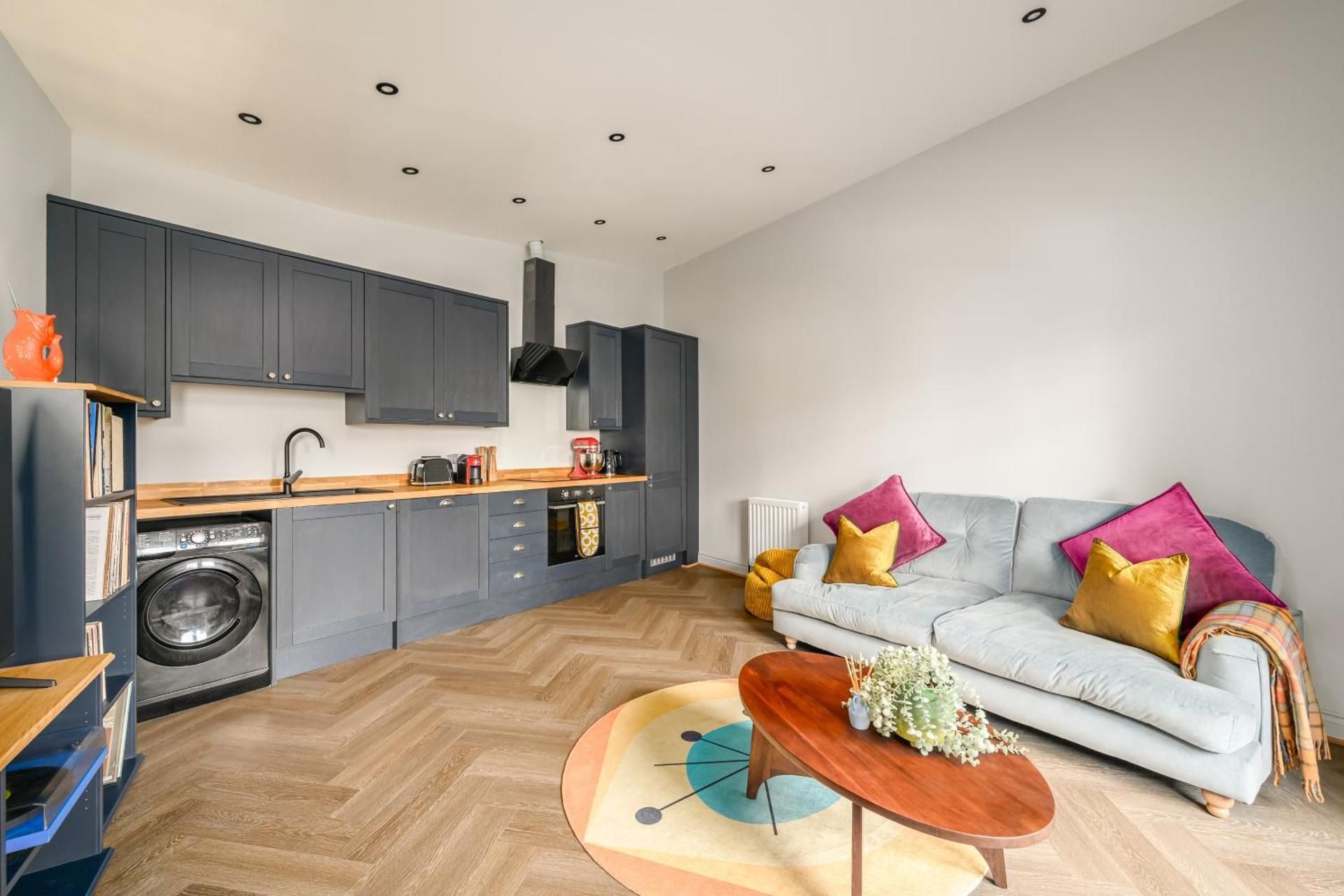 Apartment with Balcony