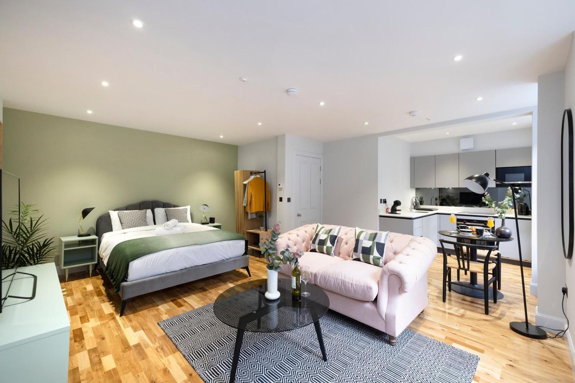 Drakon Suite - 1 bedroom studio apartment