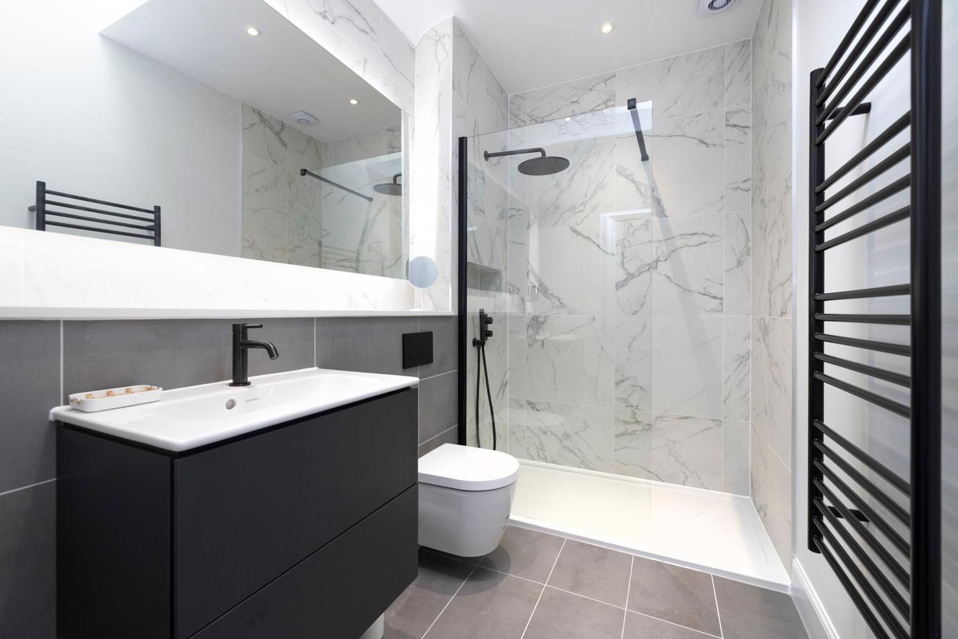Aiden Suite - 1 bedroom studio apartment