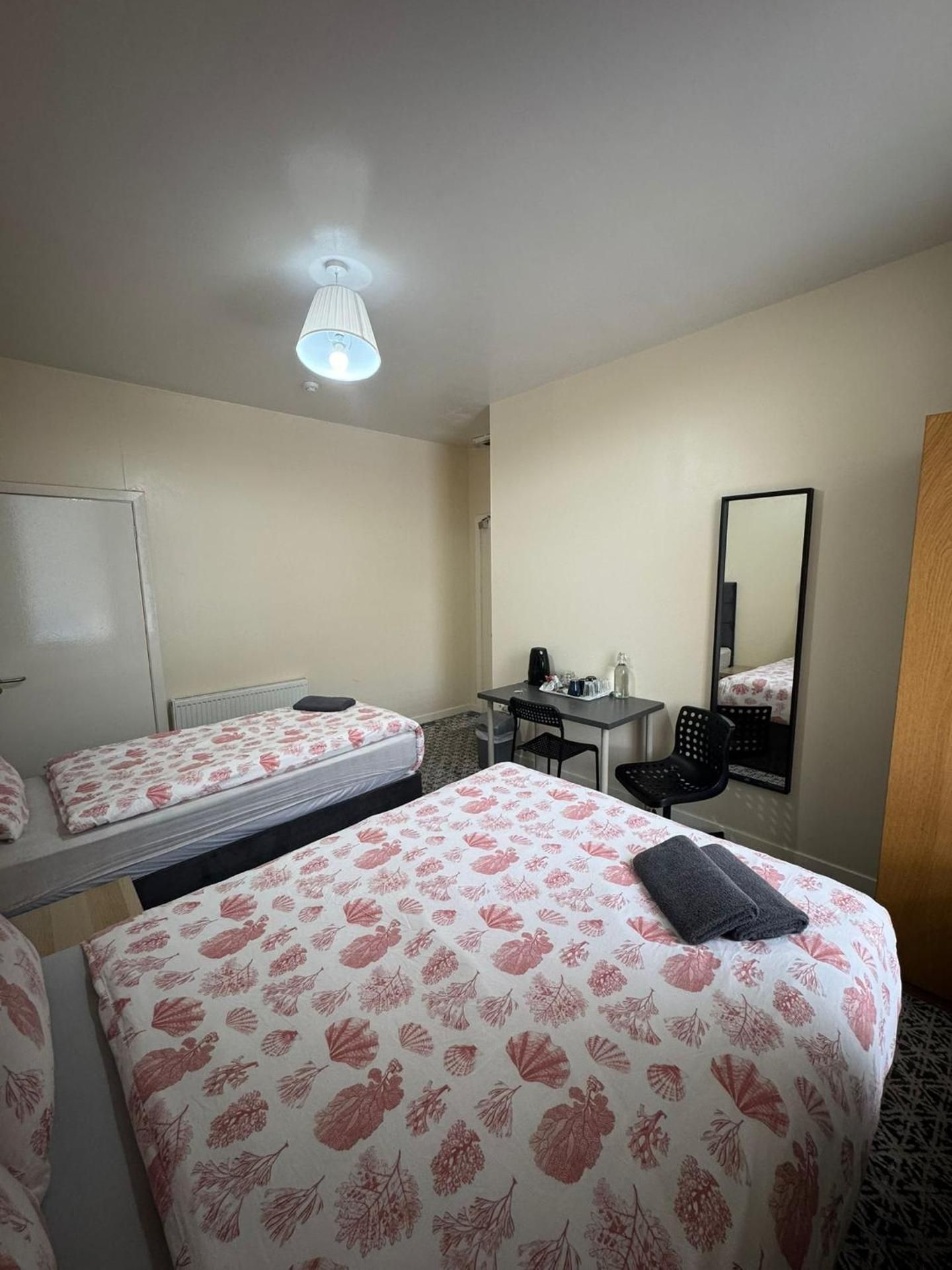 Twin Room with Private Bathroom