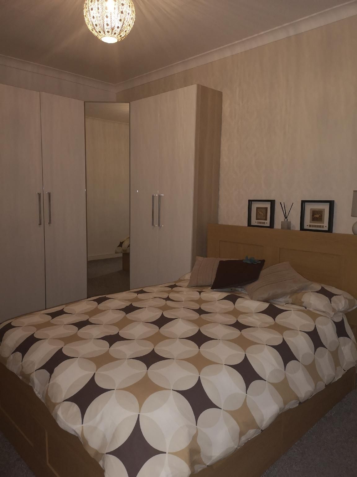 2 Bedroom Deluxe Suite