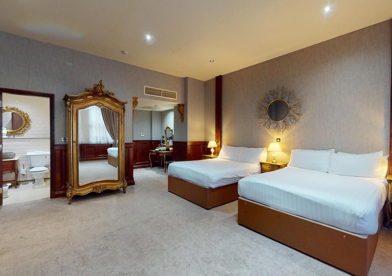 The Exchange Hotel Quadruple Room